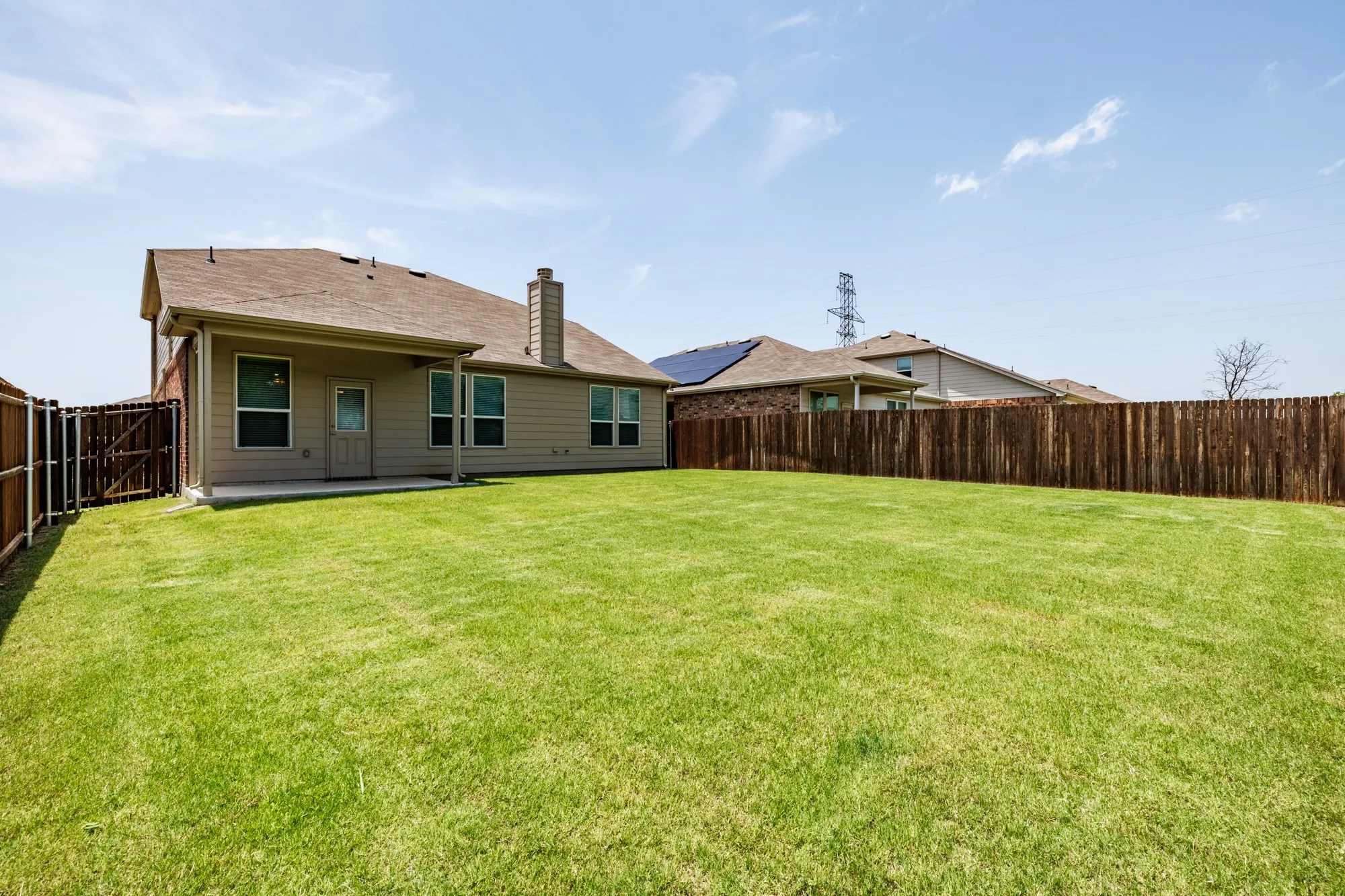Single Family Residence For Sale in Tarrant County , 7444 Bronsind Trail, Fort Worth, Texas 76131, 4 Bedroom, 3 Bathroom, 2 Garage spaces, 2,846 Sqft, built in 2018, mls#21347859, Real Estate Agent in Fort Worth, Homes For Sale in Tarrant county, Homes For Sale in Fort Worth, Realtor in Fort Worth Texas, Real Estate Brokerage Independent Realty Texas, Luminita Cordes Realtor