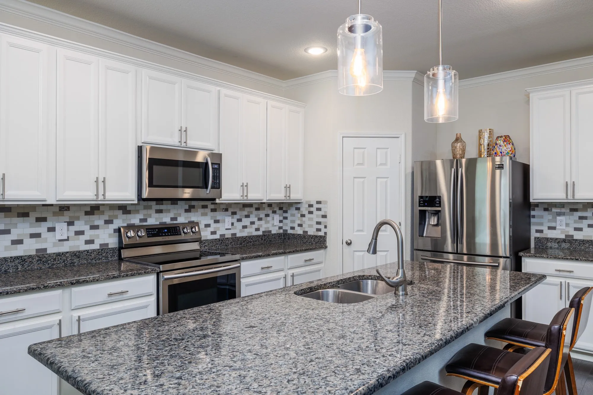 Single Family Residence For Sale in Tarrant County , 7444 Bronsind Trail, Fort Worth, Texas 76131, 4 Bedroom, 3 Bathroom, 2 Garage spaces, 2,846 Sqft, built in 2018, mls#21347859, Real Estate Agent in Fort Worth, Homes For Sale in Tarrant county, Homes For Sale in Fort Worth, Realtor in Fort Worth Texas, Real Estate Brokerage Independent Realty Texas, Luminita Cordes Realtor