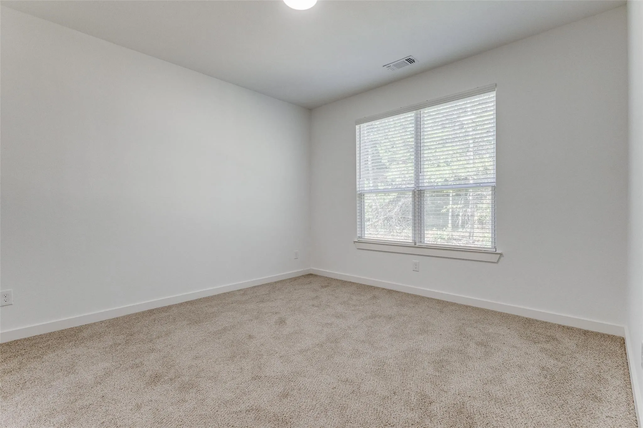 Duplex For Rent in Grayson County , 1025 Ray Drive, Denison, Texas 75020, 3 Bedroom, 2 Bathroom, Garage spaces, 1,368 Sqft, built in 2023, mls#21347861, Real Estate Agent in Denison, Homes For Rent in Grayson county, Homes For Rent in Denison, Realtor in Denison Texas, Real Estate Brokerage Independent Realty Texas, Luminita Cordes Realtor