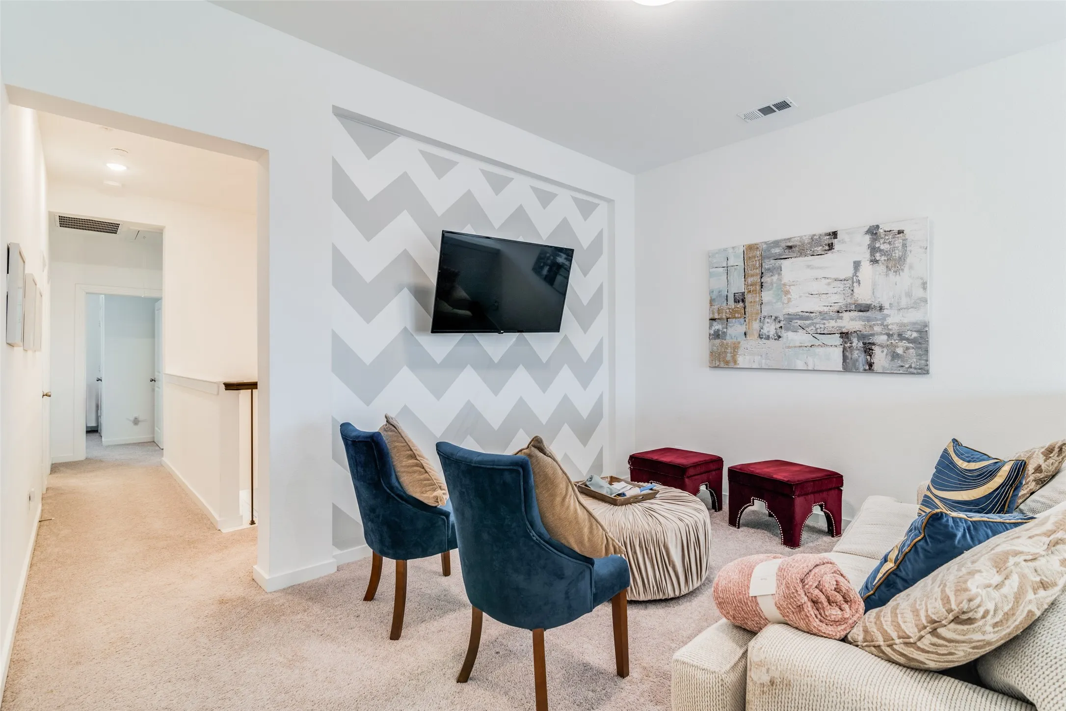 Townhouse For Rent in Kaufman County , 1118 Queensdown Way, Forney, Texas 75126, 3 Bedroom, 3 Bathroom, 2 Garage spaces, 2,019 Sqft, built in 2022, mls#21347582, Real Estate Agent in Forney, Homes For Rent in Kaufman county, Homes For Rent in Forney, Realtor in Forney Texas, Real Estate Brokerage Independent Realty Texas, Luminita Cordes Realtor