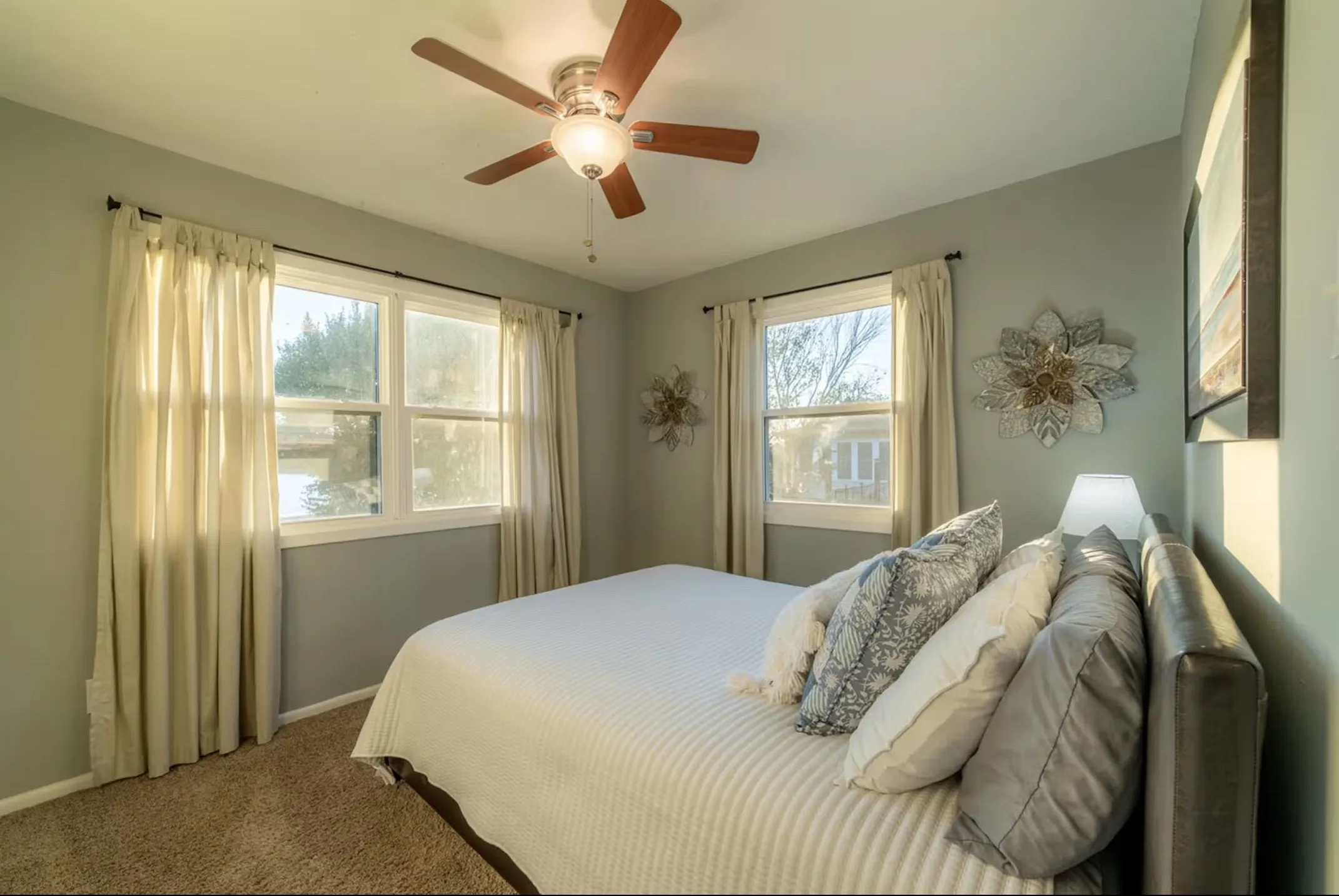 Single Family Residence For Sale in Tarrant County , 6771 Briar Road, Azle, Texas 76020, 5 Bedroom, 5 Bathroom, Garage spaces, 2,356 Sqft, built in 1970, mls#21346439, Real Estate Agent in Azle, Homes For Sale in Tarrant county, Homes For Sale in Azle, Realtor in Azle Texas, Real Estate Brokerage Independent Realty Texas, Luminita Cordes Realtor