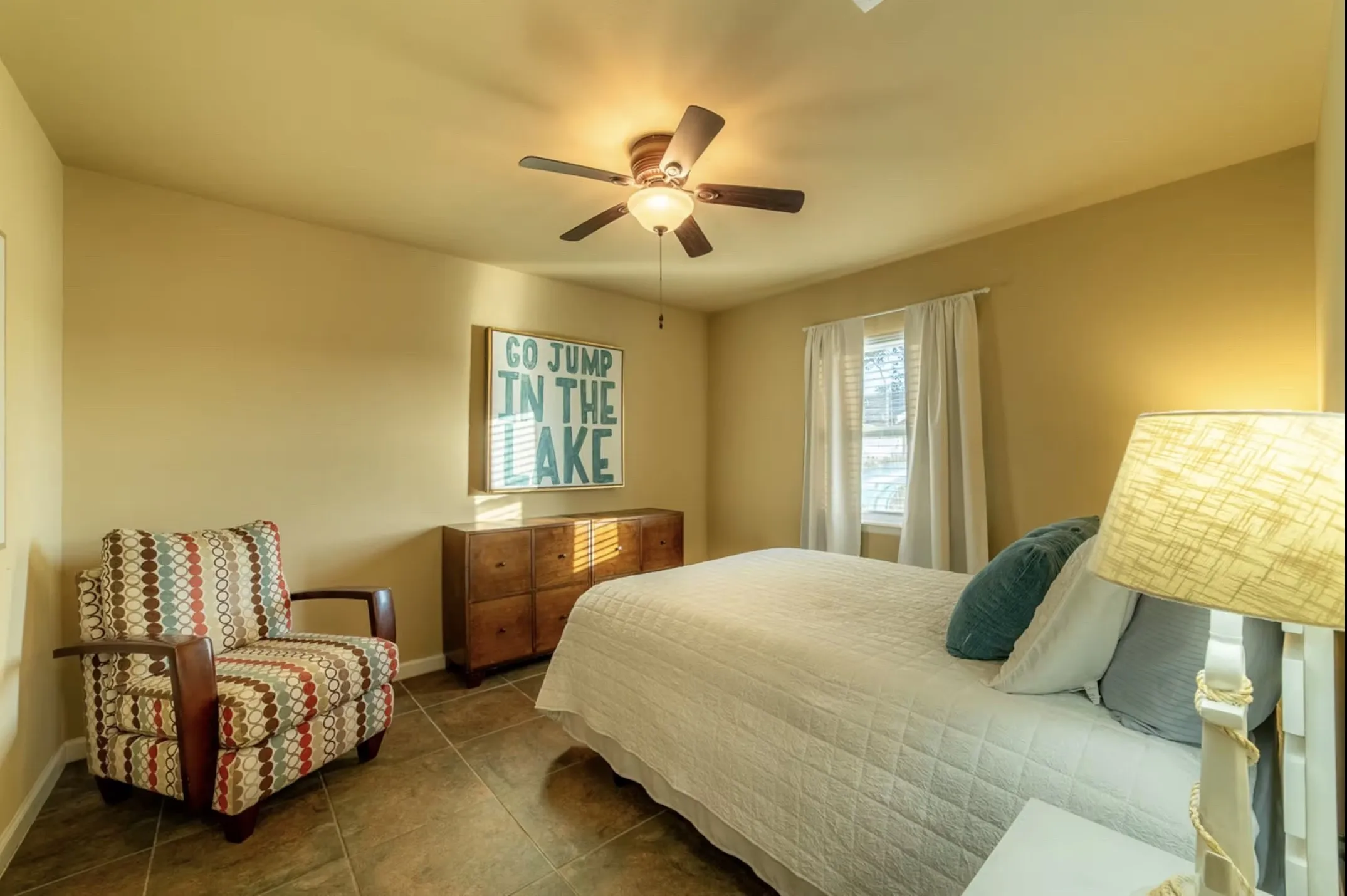 Single Family Residence For Sale in Tarrant County , 6771 Briar Road, Azle, Texas 76020, 5 Bedroom, 5 Bathroom, Garage spaces, 2,356 Sqft, built in 1970, mls#21346439, Real Estate Agent in Azle, Homes For Sale in Tarrant county, Homes For Sale in Azle, Realtor in Azle Texas, Real Estate Brokerage Independent Realty Texas, Luminita Cordes Realtor