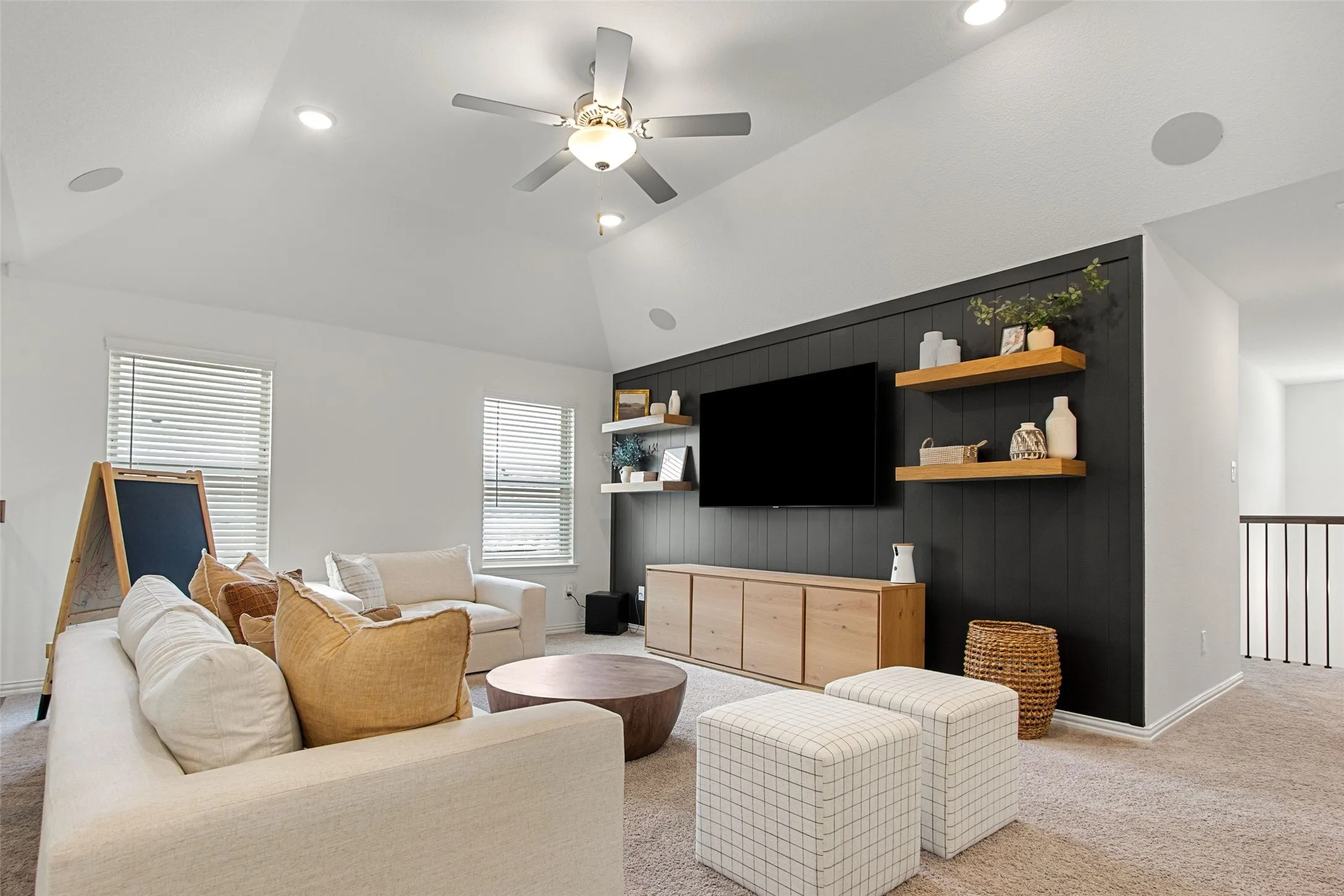 Single Family Residence For Rent in Collin County , 1429 Ross Avenue, Celina, Texas 75009, 4 Bedroom, 4 Bathroom, 2 Garage spaces, 2,821 Sqft, built in 2021, mls#21346026, Real Estate Agent in Celina, Homes For Rent in Collin county, Homes For Rent in Celina, Realtor in Celina Texas, Real Estate Brokerage Independent Realty Texas, Luminita Cordes Realtor