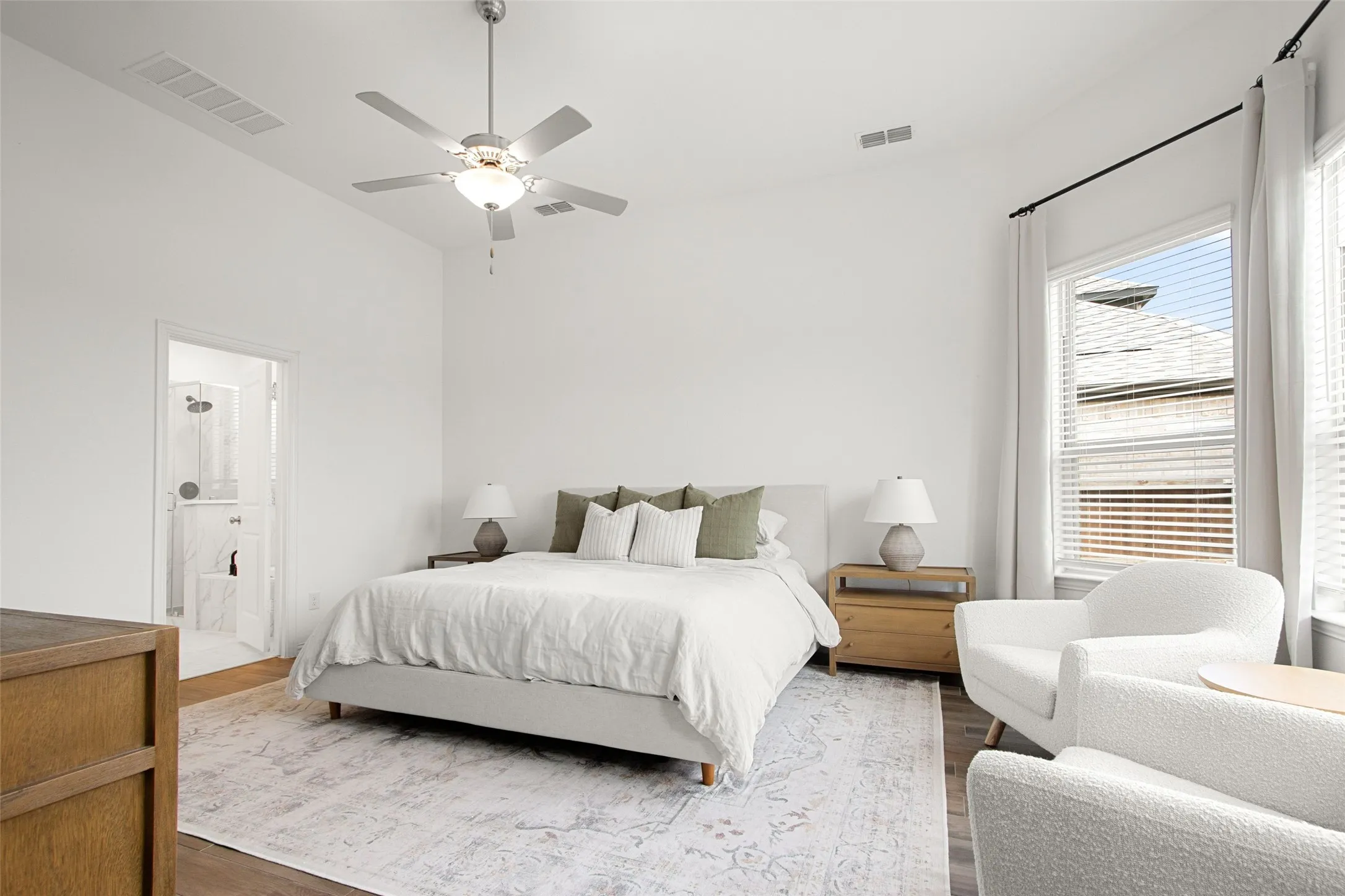 Single Family Residence For Rent in Collin County , 1429 Ross Avenue, Celina, Texas 75009, 4 Bedroom, 4 Bathroom, 2 Garage spaces, 2,821 Sqft, built in 2021, mls#21346026, Real Estate Agent in Celina, Homes For Rent in Collin county, Homes For Rent in Celina, Realtor in Celina Texas, Real Estate Brokerage Independent Realty Texas, Luminita Cordes Realtor