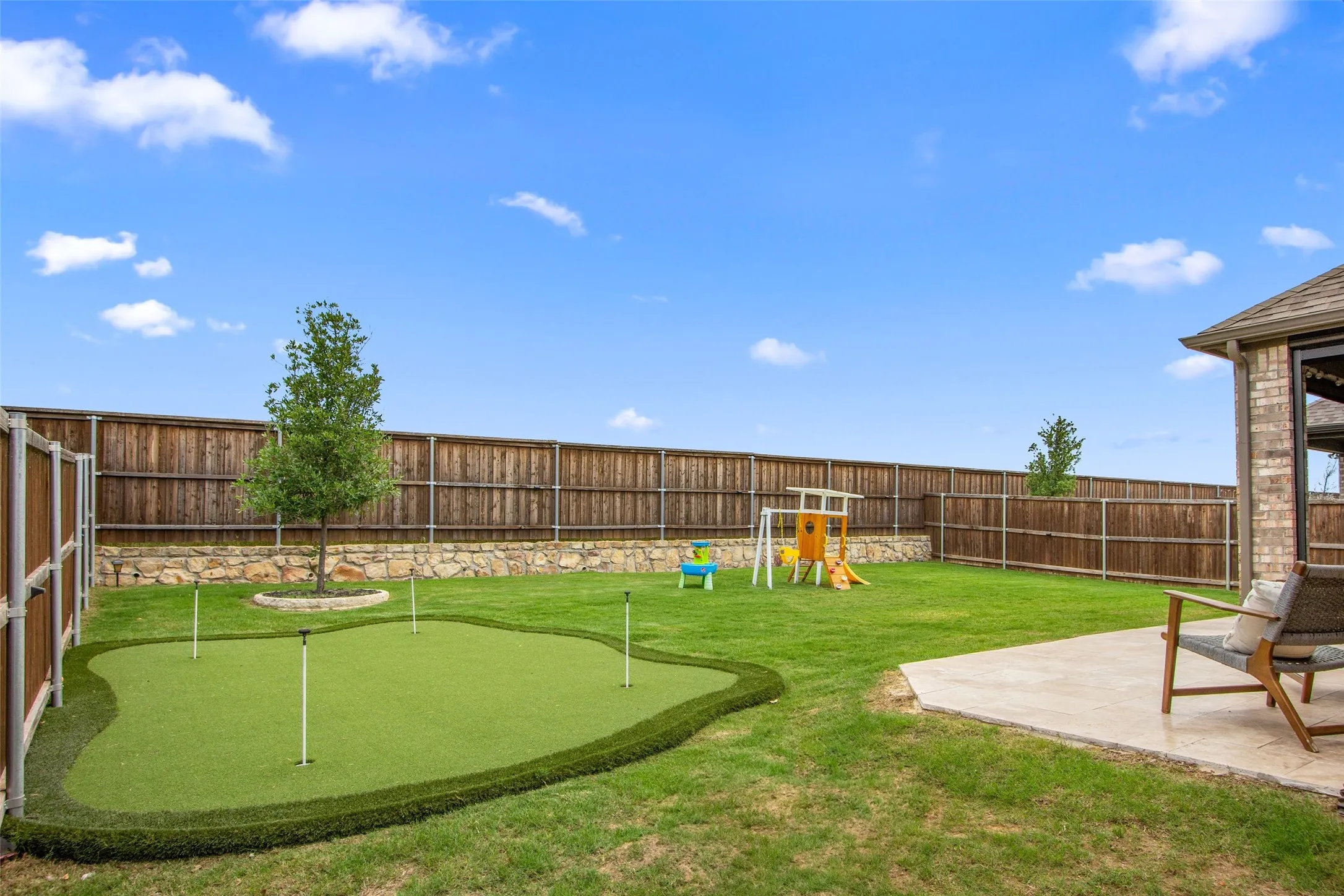 Single Family Residence For Rent in Collin County , 1429 Ross Avenue, Celina, Texas 75009, 4 Bedroom, 4 Bathroom, 2 Garage spaces, 2,821 Sqft, built in 2021, mls#21346026, Real Estate Agent in Celina, Homes For Rent in Collin county, Homes For Rent in Celina, Realtor in Celina Texas, Real Estate Brokerage Independent Realty Texas, Luminita Cordes Realtor