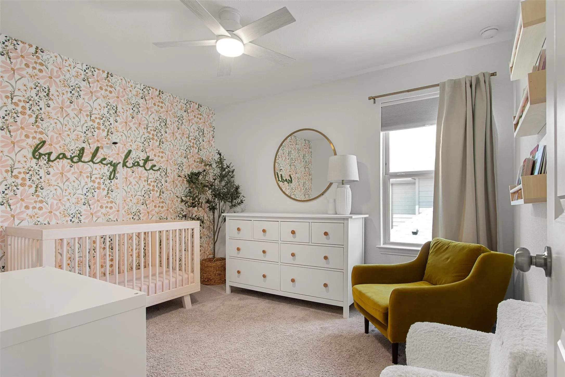 Single Family Residence For Rent in Collin County , 1429 Ross Avenue, Celina, Texas 75009, 4 Bedroom, 4 Bathroom, 2 Garage spaces, 2,821 Sqft, built in 2021, mls#21346026, Real Estate Agent in Celina, Homes For Rent in Collin county, Homes For Rent in Celina, Realtor in Celina Texas, Real Estate Brokerage Independent Realty Texas, Luminita Cordes Realtor