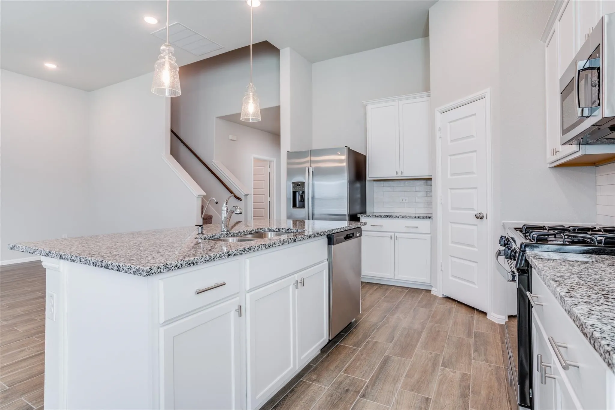Single Family Residence For Rent in Denton County , 13140 Mizell Lane, Providence Village, Texas 76227, 4 Bedroom, 3 Bathroom, 2 Garage spaces, 2,479 Sqft, built in 2024, mls#21347736, Real Estate Agent in Providence Village, Homes For Rent in Denton county, Homes For Rent in Providence Village, Realtor in Providence Village Texas, Real Estate Brokerage Independent Realty Texas, Luminita Cordes Realtor