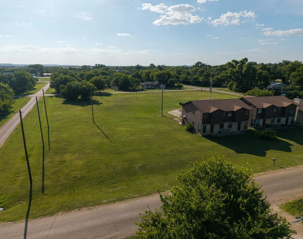 Duplex For Sale in Bosque County , 905-909 Shepherd Street, Morgan, Texas 76671, 16 Bedrooms, 12 Bathrooms, Garage spaces, 7,048 Sqft, built in 2001, Price $425,000, mls#21347849, Real Estate Agent in Morgan, Homes For Sale in Bosque county, Homes For Sale in Morgan, Realtor in Morgan Texas, Real Estate Brokerage Independent Realty Texas, Luminita Cordes Realtor