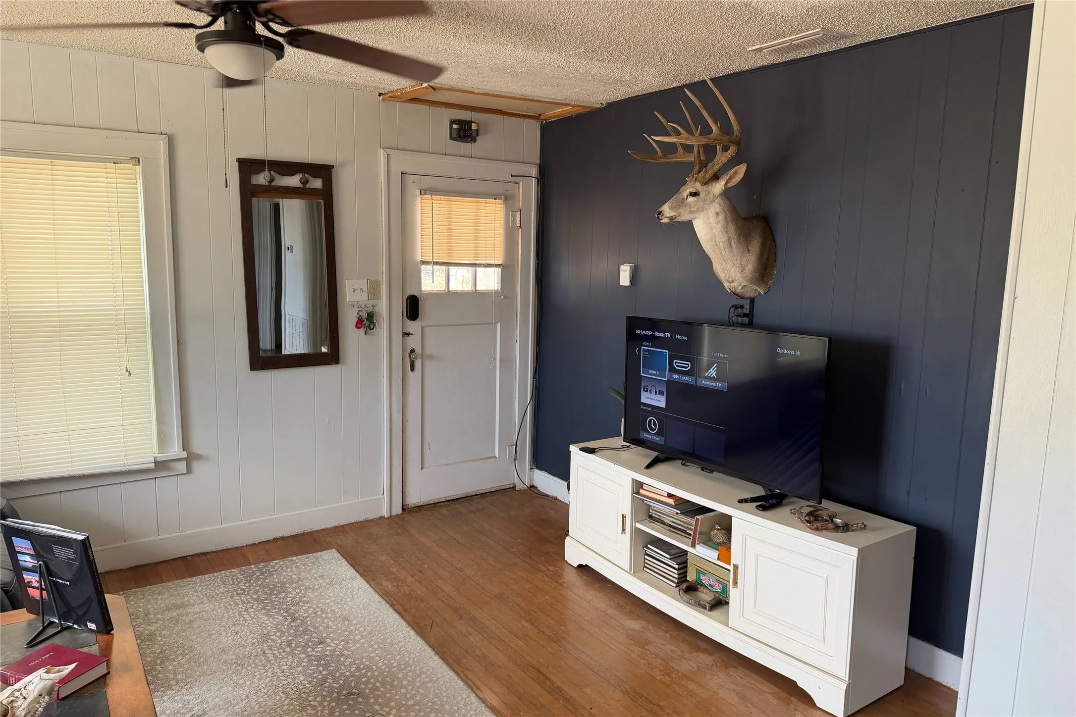 Single Family Residence For Sale in Cottle County , 1212 8th Street, Paducah, Texas 79252, 2 Bedroom, 1 Bathroom, Garage spaces, 952 Sqft, built in 1900, mls#21347883, Real Estate Agent in Paducah, Homes For Sale in Cottle county, Homes For Sale in Paducah, Realtor in Paducah Texas, Real Estate Brokerage Independent Realty Texas, Luminita Cordes Realtor