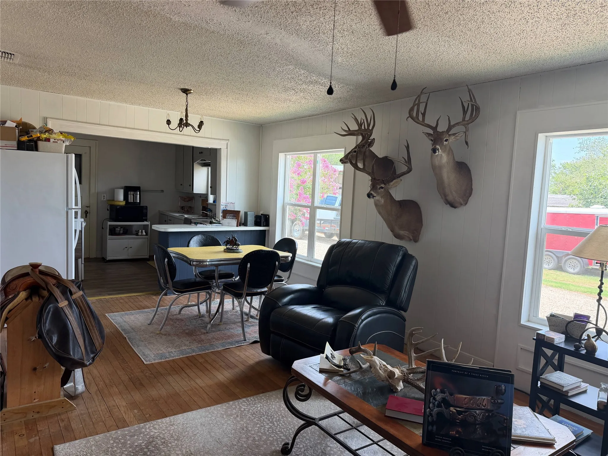 Single Family Residence For Sale in Cottle County , 1212 8th Street, Paducah, Texas 79252, 2 Bedroom, 1 Bathroom, Garage spaces, 952 Sqft, built in 1900, mls#21347883, Real Estate Agent in Paducah, Homes For Sale in Cottle county, Homes For Sale in Paducah, Realtor in Paducah Texas, Real Estate Brokerage Independent Realty Texas, Luminita Cordes Realtor