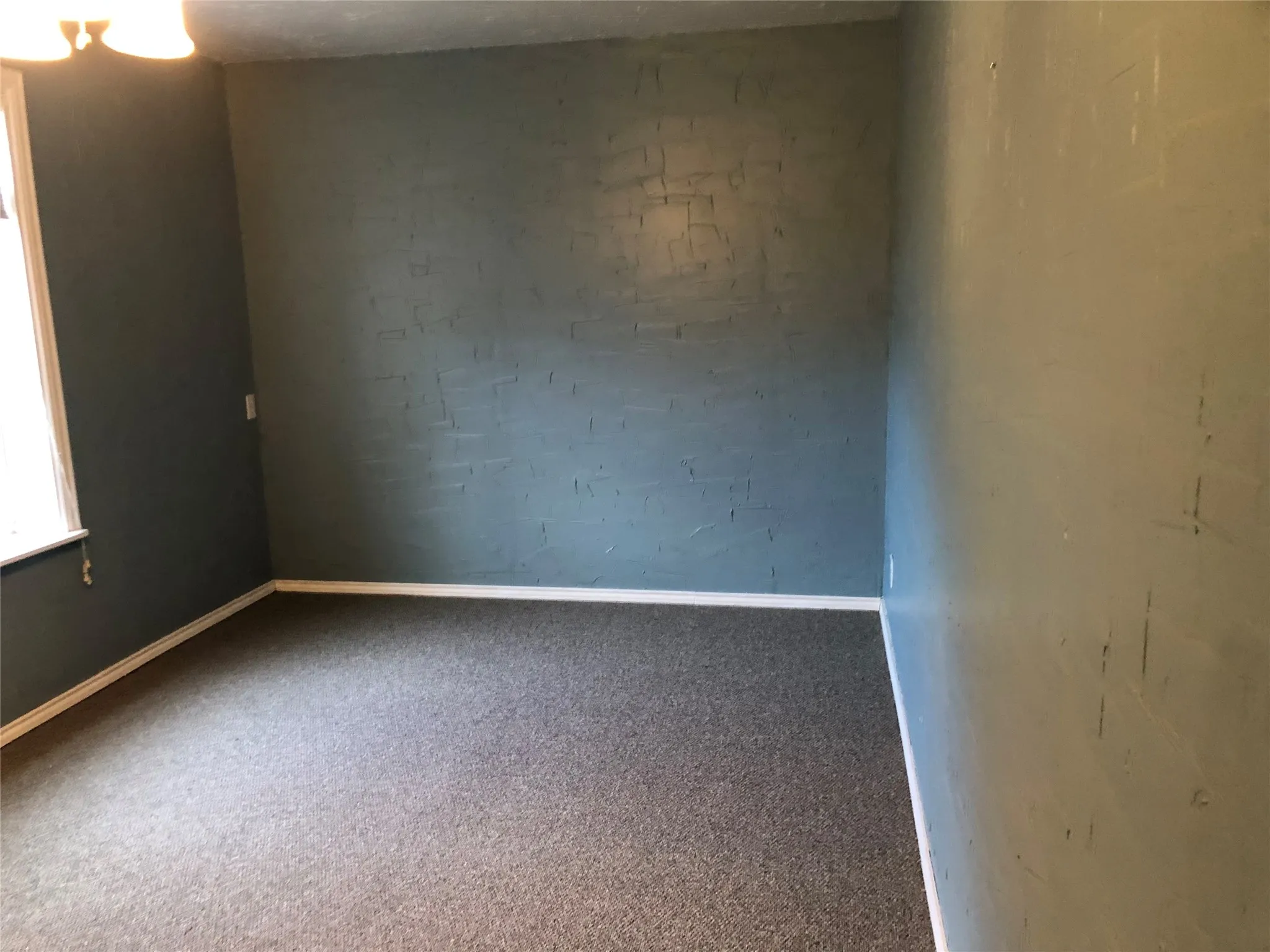 Single Family Residence For Sale in Parker County , 345 Karbo Lane, Weatherford, Texas 76085, 1 Bedroom, 1 Bathroom, Garage spaces, 1,600 Sqft, built in 2002, Price $550,000, mls#21347801, Real Estate Agent in Weatherford, Homes For Sale in Parker county, Homes For Sale in Weatherford, Realtor in Weatherford Texas, Real Estate Brokerage Independent Realty Texas, Luminita Cordes Realtor