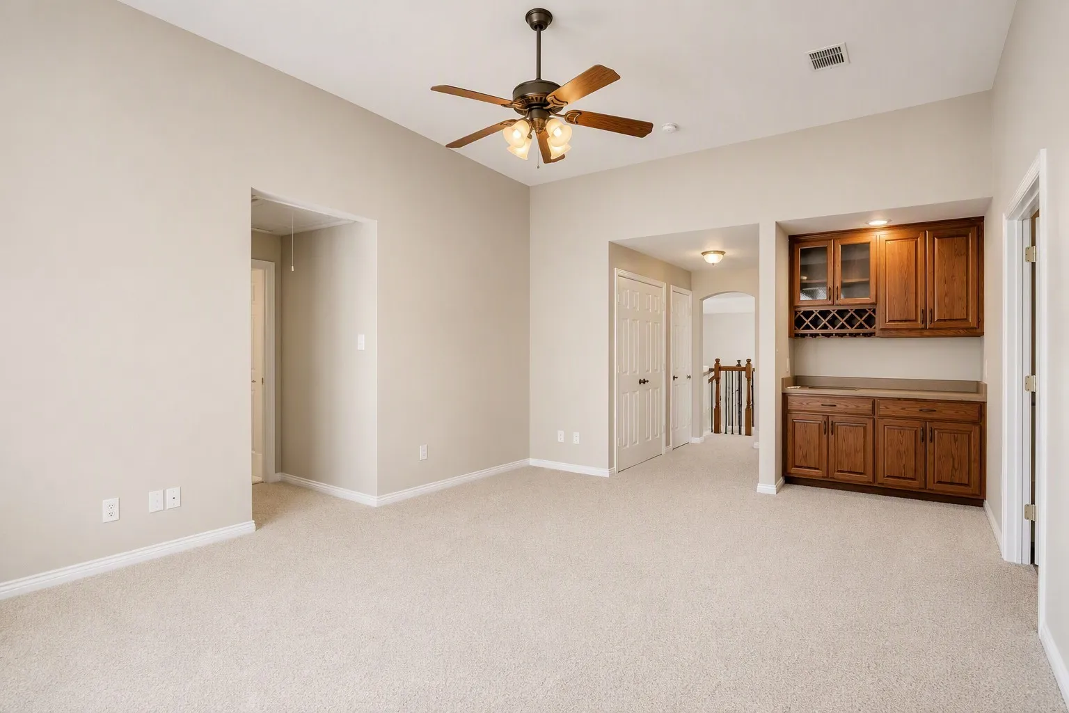 Single Family Residence For Sale in Collin County , 1804 Longwood Court, Allen, Texas 75013, 5 Bedroom, 4 Bathroom, 3 Garage spaces, 4,673 Sqft, built in 2002, mls#21344424, Real Estate Agent in Allen, Homes For Sale in Collin county, Homes For Sale in Allen, Realtor in Allen Texas, Real Estate Brokerage Independent Realty Texas, Luminita Cordes Realtor