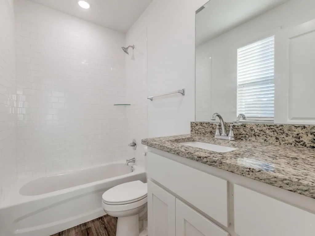 Duplex For Rent in Grayson County , 1017 Ray Drive, Denison, Texas 75020, 3 Bedroom, 3 Bathroom, Garage spaces, 1,492 Sqft, built in 2023, mls#21347905, Real Estate Agent in Denison, Homes For Rent in Grayson county, Homes For Rent in Denison, Realtor in Denison Texas, Real Estate Brokerage Independent Realty Texas, Luminita Cordes Realtor