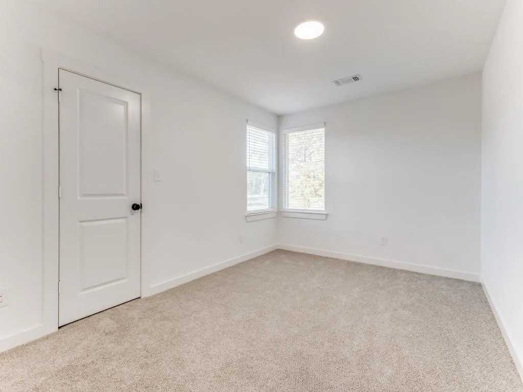 Duplex For Rent in Grayson County , 1017 Ray Drive, Denison, Texas 75020, 3 Bedroom, 3 Bathroom, Garage spaces, 1,492 Sqft, built in 2023, mls#21347905, Real Estate Agent in Denison, Homes For Rent in Grayson county, Homes For Rent in Denison, Realtor in Denison Texas, Real Estate Brokerage Independent Realty Texas, Luminita Cordes Realtor