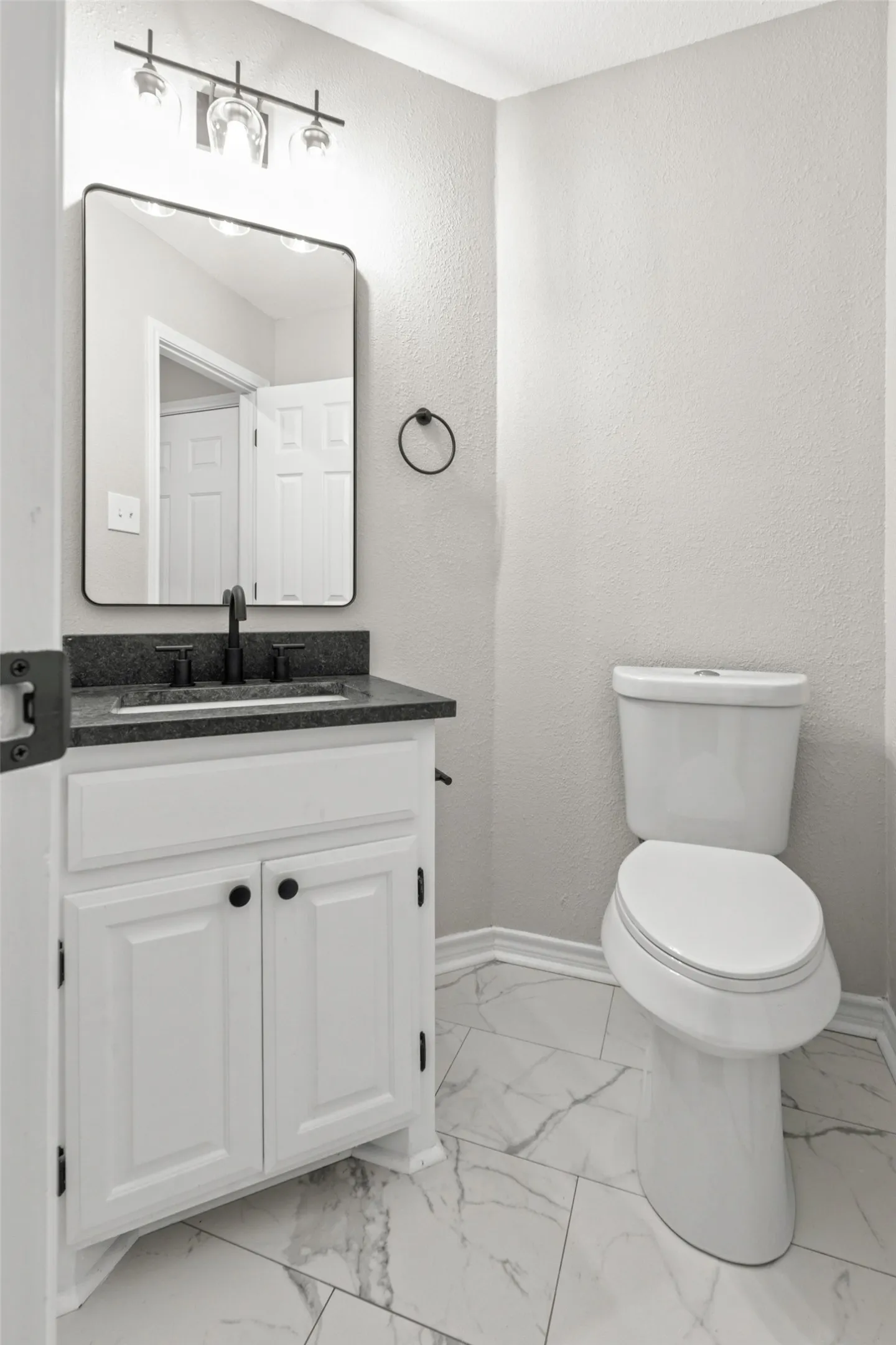 Single Family Residence For Sale in Taylor County , 6134 Laurel Court, Abilene, Texas 79606, 4 Bedroom, 3 Bathroom, 2 Garage spaces, 2,539 Sqft, built in 1997, mls#21347805, Real Estate Agent in Abilene, Homes For Sale in Taylor county, Homes For Sale in Abilene, Realtor in Abilene Texas, Real Estate Brokerage Independent Realty Texas, Luminita Cordes Realtor