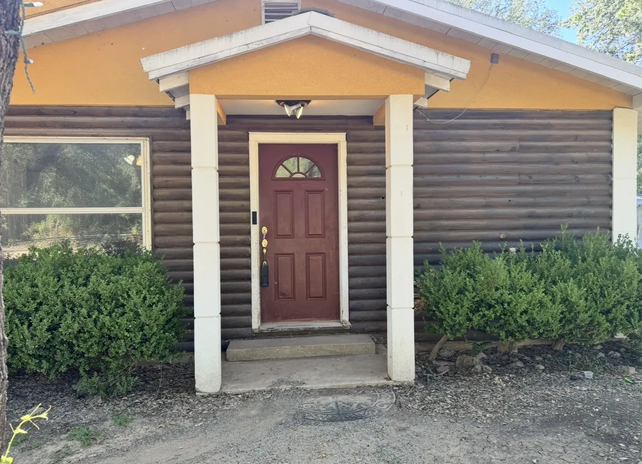 Single Family Residence For Sale in Brown County , 6904 Clover Leaf Drive, Brownwood, Texas 76801, 3 Bedroom, 3 Bathroom, Garage spaces, 1,800 Sqft, built in 0, mls#21347497, Real Estate Agent in Brownwood, Homes For Sale in Brown county, Homes For Sale in Brownwood, Realtor in Brownwood Texas, Real Estate Brokerage Independent Realty Texas, Luminita Cordes Realtor