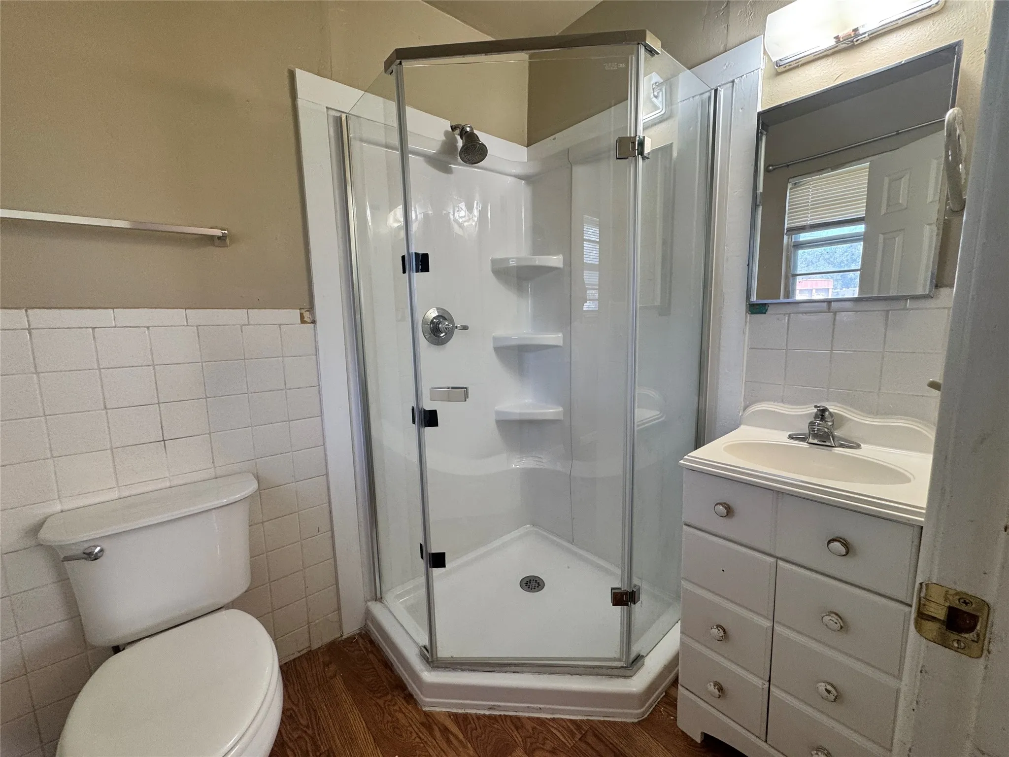 Single Family Residence For Sale in Brown County , 6904 Clover Leaf Drive, Brownwood, Texas 76801, 3 Bedroom, 3 Bathroom, Garage spaces, 1,800 Sqft, built in 0, mls#21347497, Real Estate Agent in Brownwood, Homes For Sale in Brown county, Homes For Sale in Brownwood, Realtor in Brownwood Texas, Real Estate Brokerage Independent Realty Texas, Luminita Cordes Realtor