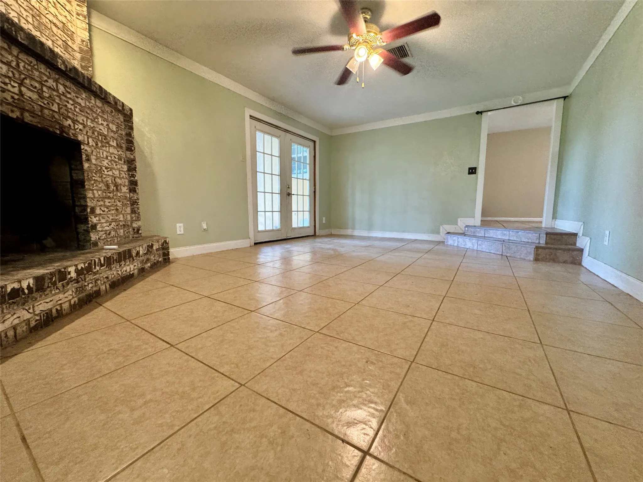 Single Family Residence For Sale in Brown County , 6904 Clover Leaf Drive, Brownwood, Texas 76801, 3 Bedroom, 3 Bathroom, Garage spaces, 1,800 Sqft, built in 0, mls#21347497, Real Estate Agent in Brownwood, Homes For Sale in Brown county, Homes For Sale in Brownwood, Realtor in Brownwood Texas, Real Estate Brokerage Independent Realty Texas, Luminita Cordes Realtor