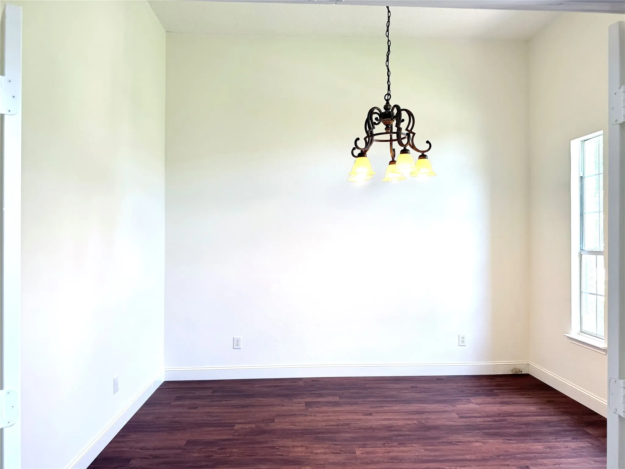 Single Family Residence For Rent in Collin County , 10109 Samantha Drive, Frisco, Texas 75035, 4 Bedrooms, 3 Bathrooms, 2 Garage spaces, 3,024 Sqft, built in 1994, Price $3,200, mls#21347902, Real Estate Agent in Frisco, Homes For Rent in Collin county, Homes For Rent in Frisco, Realtor in Frisco Texas, Real Estate Brokerage Independent Realty Texas, Luminita Cordes Realtor