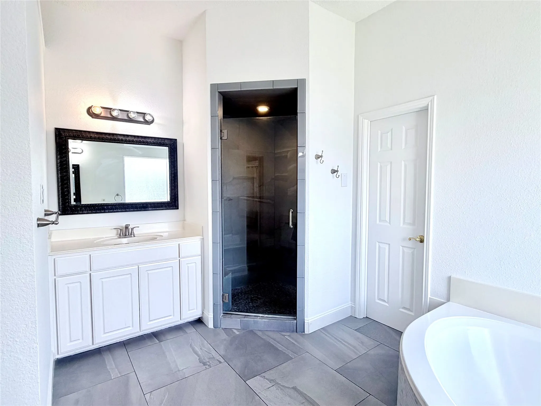 Single Family Residence For Rent in Collin County , 10109 Samantha Drive, Frisco, Texas 75035, 4 Bedrooms, 3 Bathrooms, 2 Garage spaces, 3,024 Sqft, built in 1994, Price $3,200, mls#21347902, Real Estate Agent in Frisco, Homes For Rent in Collin county, Homes For Rent in Frisco, Realtor in Frisco Texas, Real Estate Brokerage Independent Realty Texas, Luminita Cordes Realtor