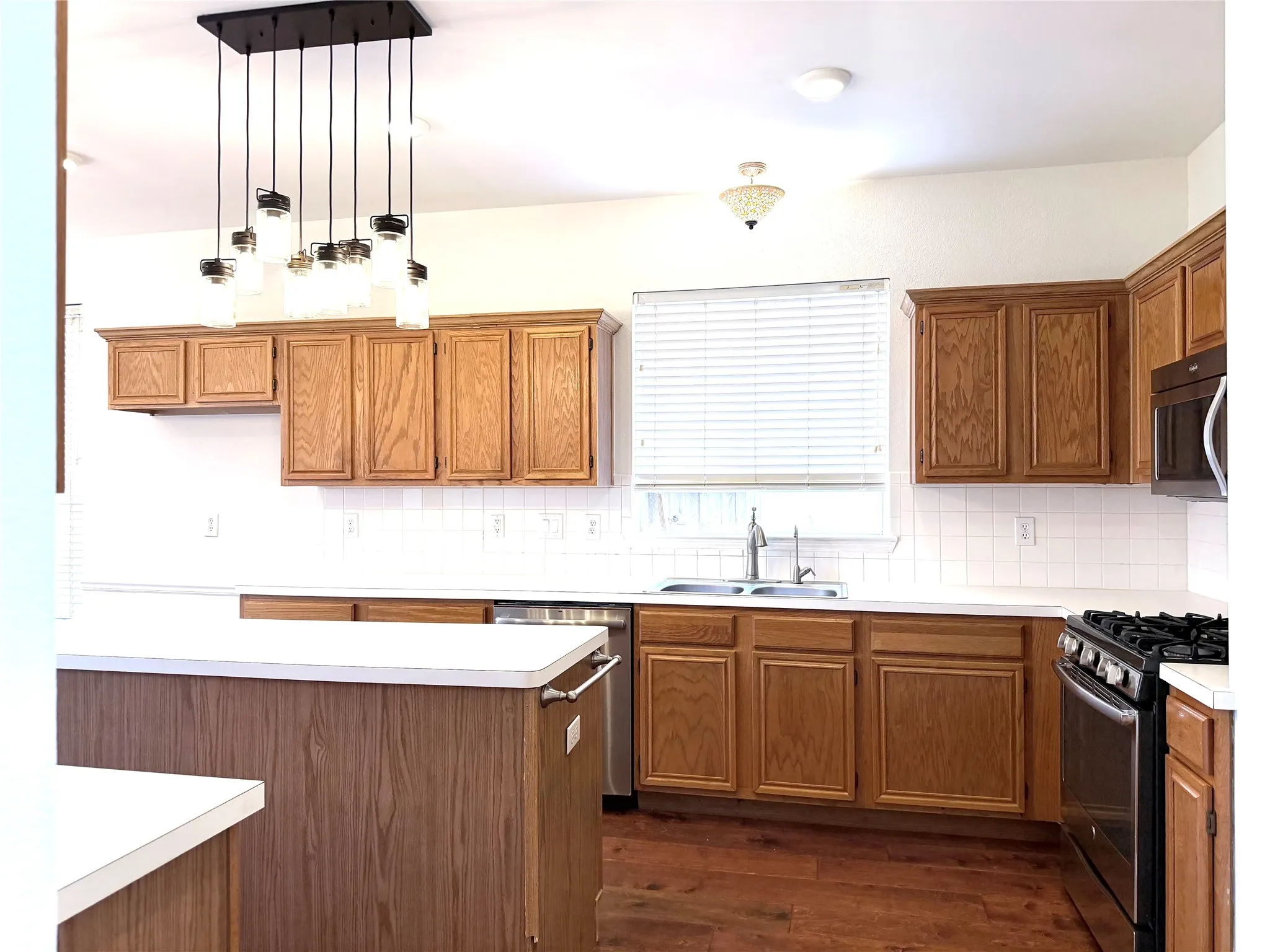 Single Family Residence For Rent in Collin County , 10109 Samantha Drive, Frisco, Texas 75035, 4 Bedrooms, 3 Bathrooms, 2 Garage spaces, 3,024 Sqft, built in 1994, Price $3,200, mls#21347902, Real Estate Agent in Frisco, Homes For Rent in Collin county, Homes For Rent in Frisco, Realtor in Frisco Texas, Real Estate Brokerage Independent Realty Texas, Luminita Cordes Realtor