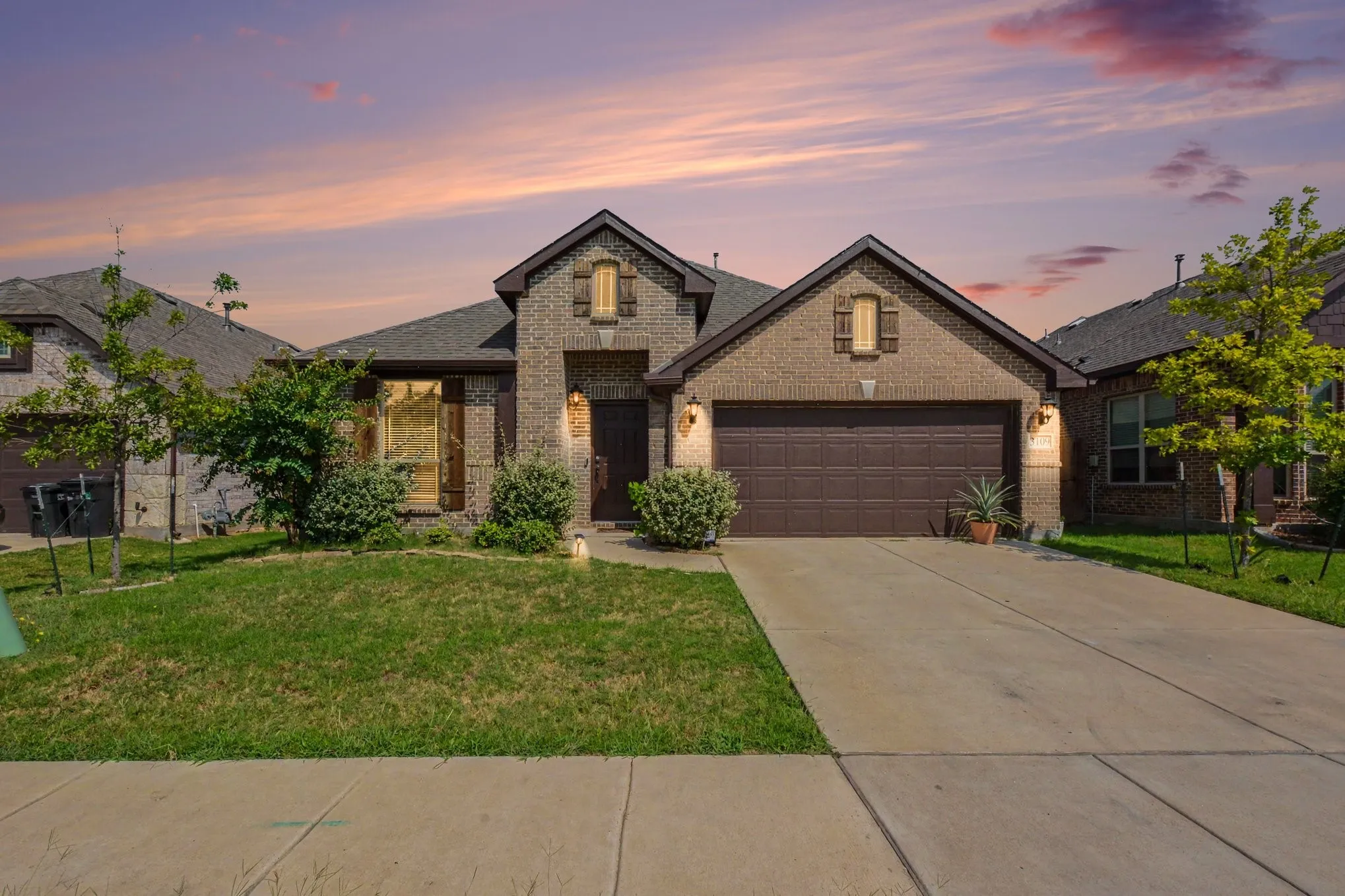 Single Family Residence For Sale in Dallas County , 3109 Mountcross Road, Mesquite, Texas 75181, 4 Bedroom, 3 Bathroom, 2 Garage spaces, 2,435 Sqft, built in 2022, mls#21343759, Real Estate Agent in Mesquite, Homes For Sale in Dallas county, Homes For Sale in Mesquite, Realtor in Mesquite Texas, Real Estate Brokerage Independent Realty Texas, Luminita Cordes Realtor