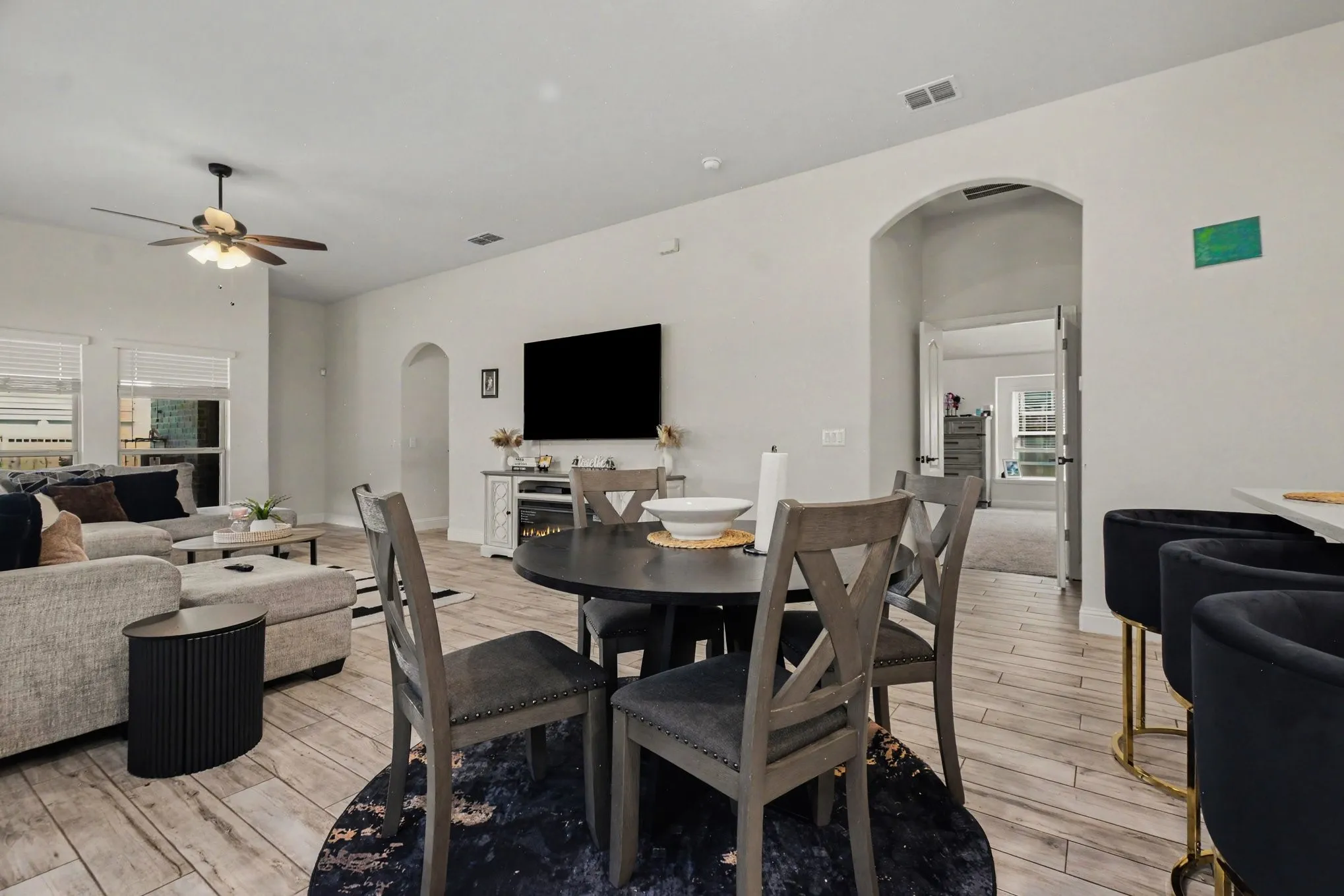 Single Family Residence For Sale in Dallas County , 3109 Mountcross Road, Mesquite, Texas 75181, 4 Bedroom, 3 Bathroom, 2 Garage spaces, 2,435 Sqft, built in 2022, mls#21343759, Real Estate Agent in Mesquite, Homes For Sale in Dallas county, Homes For Sale in Mesquite, Realtor in Mesquite Texas, Real Estate Brokerage Independent Realty Texas, Luminita Cordes Realtor