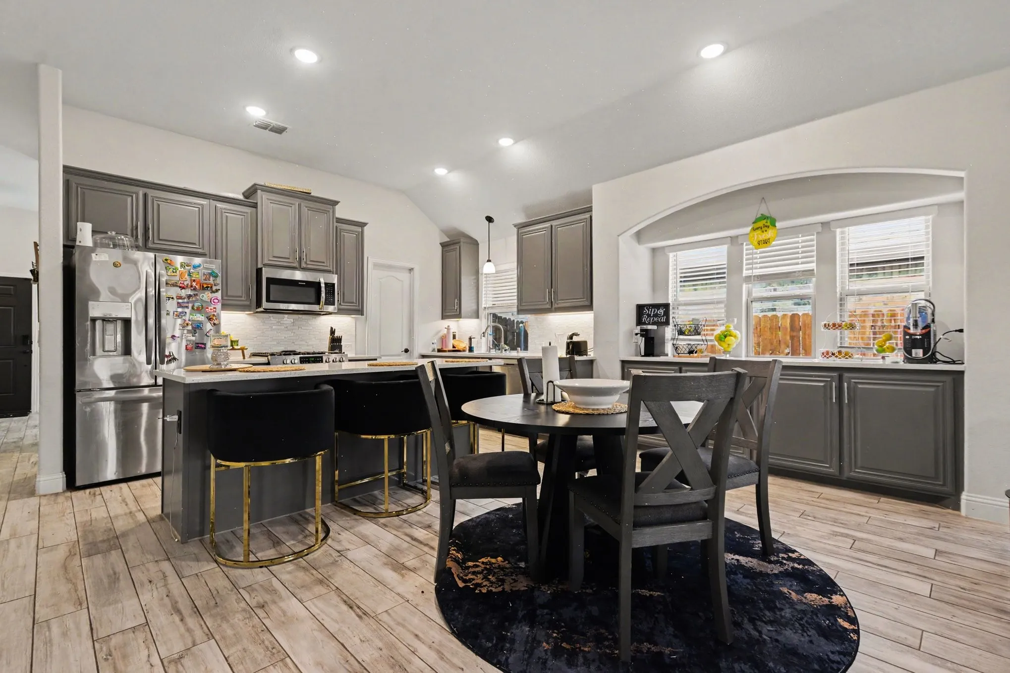 Single Family Residence For Sale in Dallas County , 3109 Mountcross Road, Mesquite, Texas 75181, 4 Bedroom, 3 Bathroom, 2 Garage spaces, 2,435 Sqft, built in 2022, mls#21343759, Real Estate Agent in Mesquite, Homes For Sale in Dallas county, Homes For Sale in Mesquite, Realtor in Mesquite Texas, Real Estate Brokerage Independent Realty Texas, Luminita Cordes Realtor