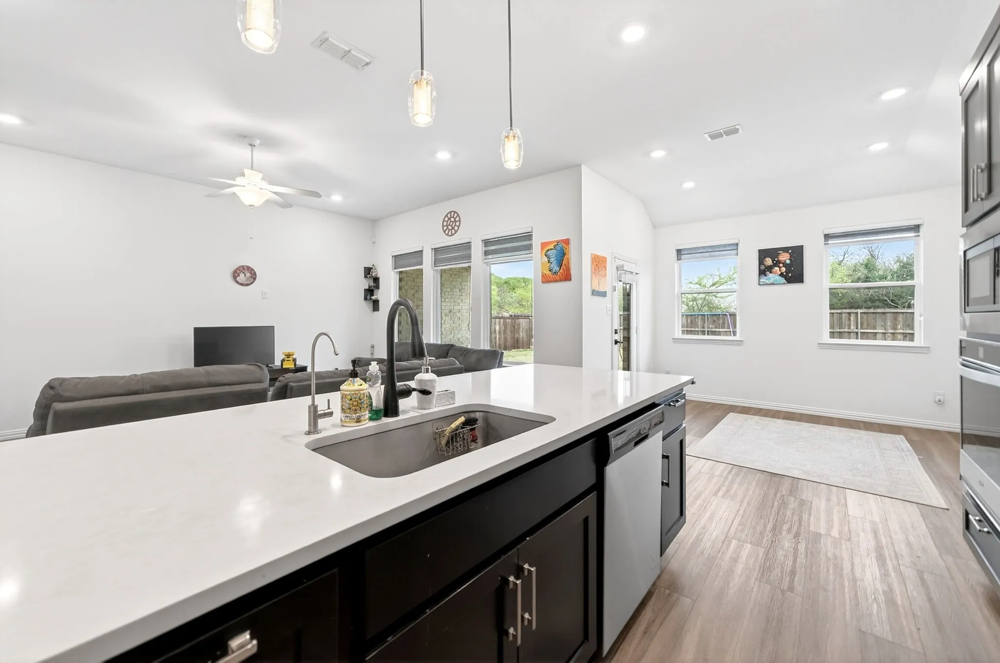 Single Family Residence For Sale in Collin County , 4004 Blue Stem Boulevard, Melissa, Texas 75454, 4 Bedrooms, 2 Bathrooms, 2 Garage spaces, 1,991 Sqft, built in 2021, Price $390,000, mls#21347919, Real Estate Agent in Melissa, Homes For Sale in Collin county, Homes For Sale in Melissa, Realtor in Melissa Texas, Real Estate Brokerage Independent Realty Texas, Luminita Cordes Realtor