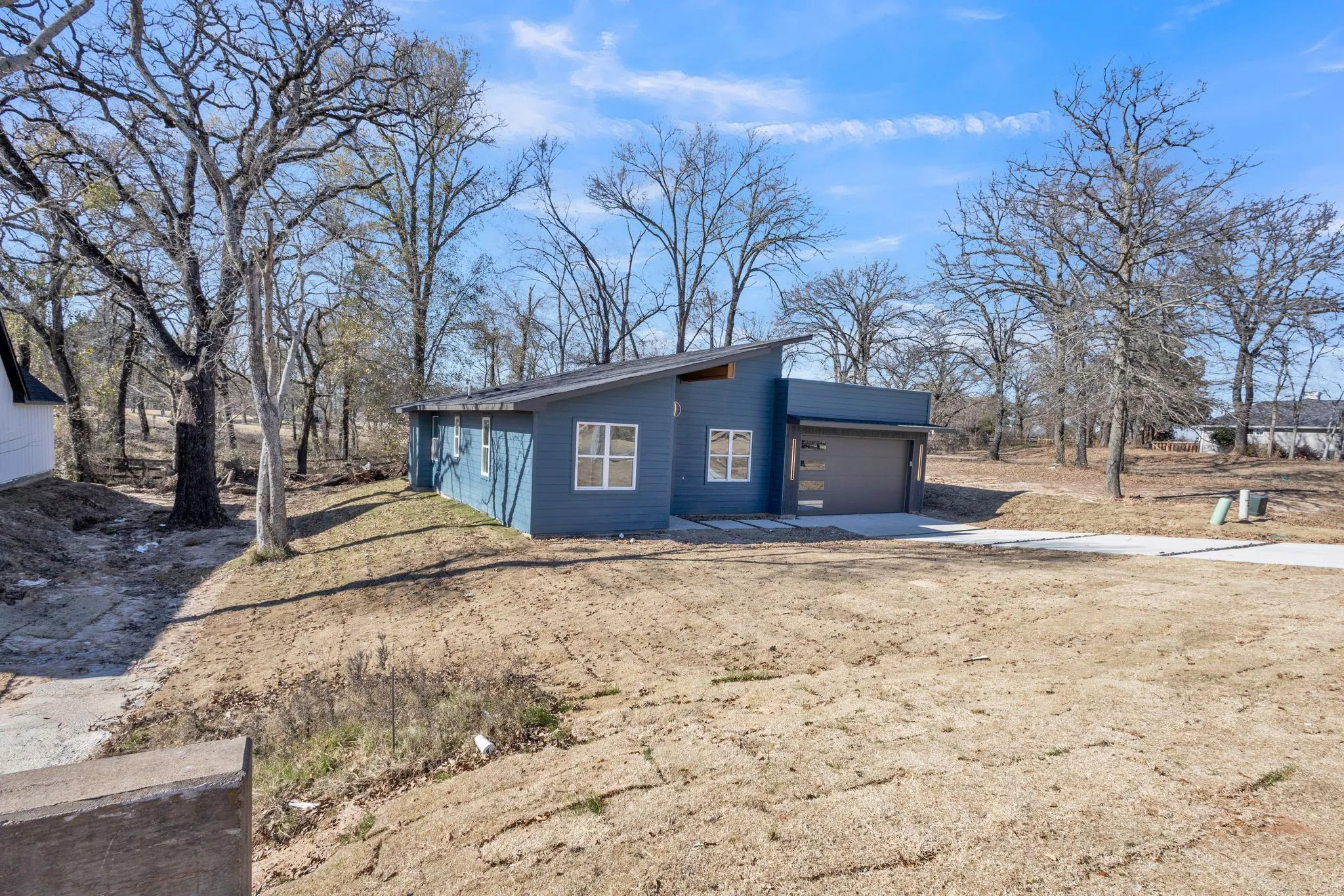Single Family Residence For Rent in Kaufman County , 320 Splitrail Drive, Mabank, Texas 75143, 3 Bedroom, 3 Bathroom, 2 Garage spaces, 1,744 Sqft, built in 2024, mls#21347899, Real Estate Agent in Mabank, Homes For Rent in Kaufman county, Homes For Rent in Mabank, Realtor in Mabank Texas, Real Estate Brokerage Independent Realty Texas, Luminita Cordes Realtor