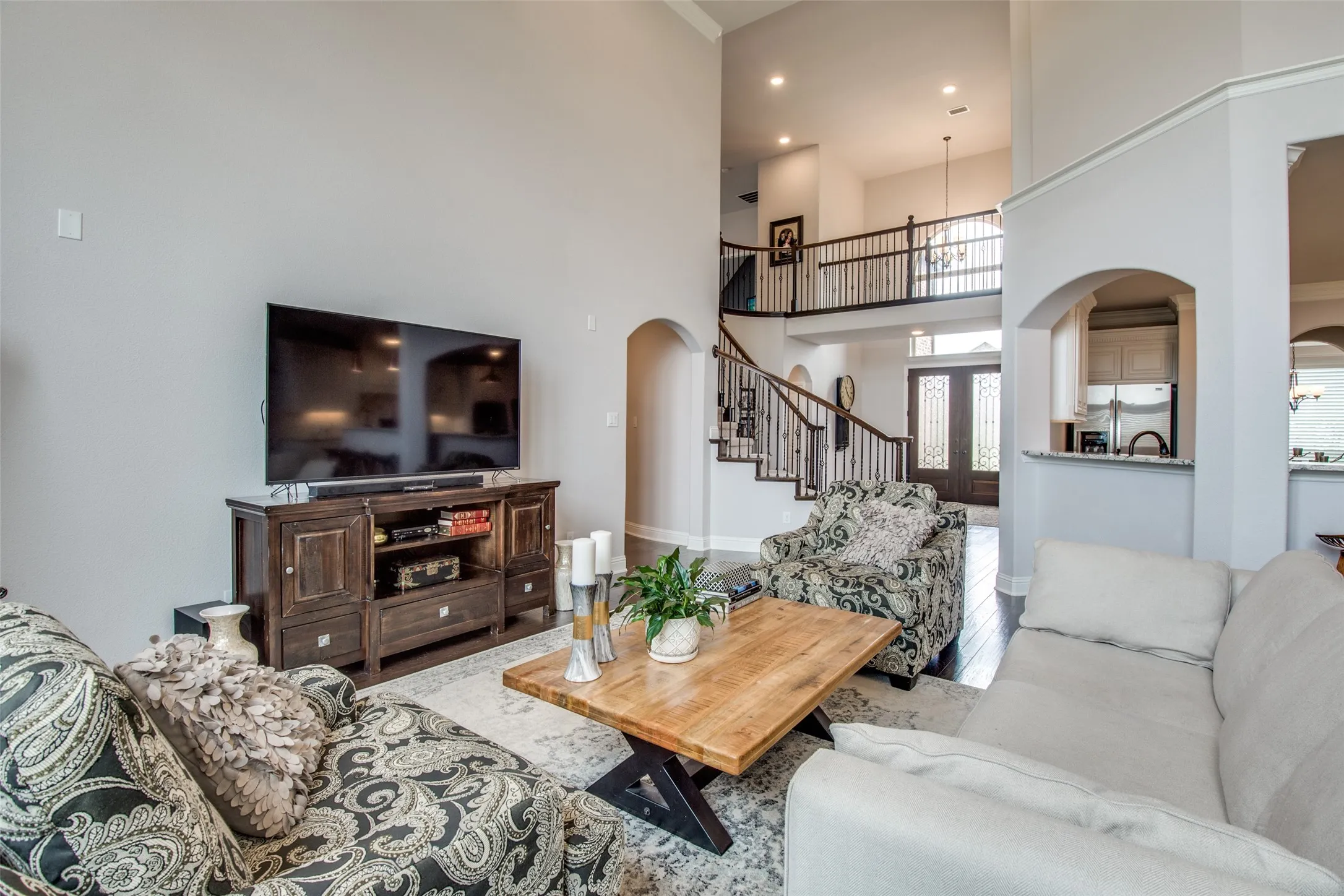 Single Family Residence For Sale in Collin County , 1209 Summer Lane, Mc Kinney, Texas 75071, 5 Bedroom, 4 Bathroom, 2 Garage spaces, 4,186 Sqft, built in 2017, mls#21347928, Real Estate Agent in Mc Kinney, Homes For Sale in Collin county, Homes For Sale in Mc Kinney, Realtor in Mc Kinney Texas, Real Estate Brokerage Independent Realty Texas, Luminita Cordes Realtor