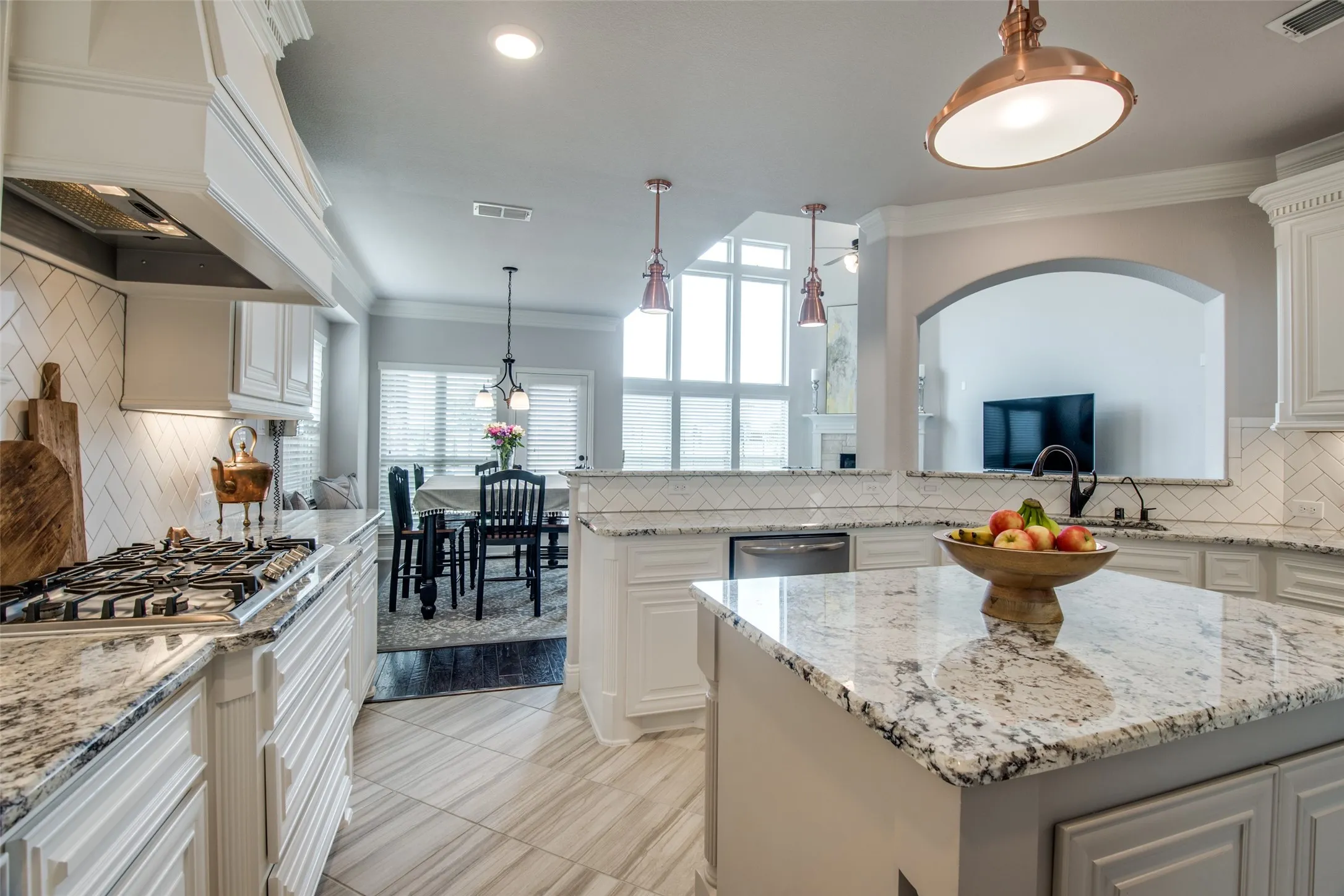 Single Family Residence For Sale in Collin County , 1209 Summer Lane, Mc Kinney, Texas 75071, 5 Bedroom, 4 Bathroom, 2 Garage spaces, 4,186 Sqft, built in 2017, mls#21347928, Real Estate Agent in Mc Kinney, Homes For Sale in Collin county, Homes For Sale in Mc Kinney, Realtor in Mc Kinney Texas, Real Estate Brokerage Independent Realty Texas, Luminita Cordes Realtor