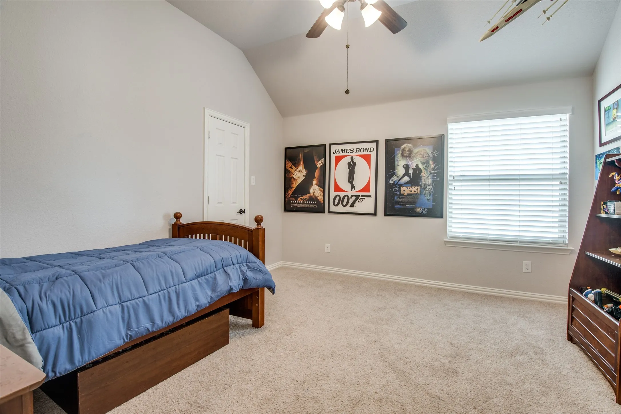 Single Family Residence For Sale in Collin County , 1209 Summer Lane, Mc Kinney, Texas 75071, 5 Bedroom, 4 Bathroom, 2 Garage spaces, 4,186 Sqft, built in 2017, mls#21347928, Real Estate Agent in Mc Kinney, Homes For Sale in Collin county, Homes For Sale in Mc Kinney, Realtor in Mc Kinney Texas, Real Estate Brokerage Independent Realty Texas, Luminita Cordes Realtor