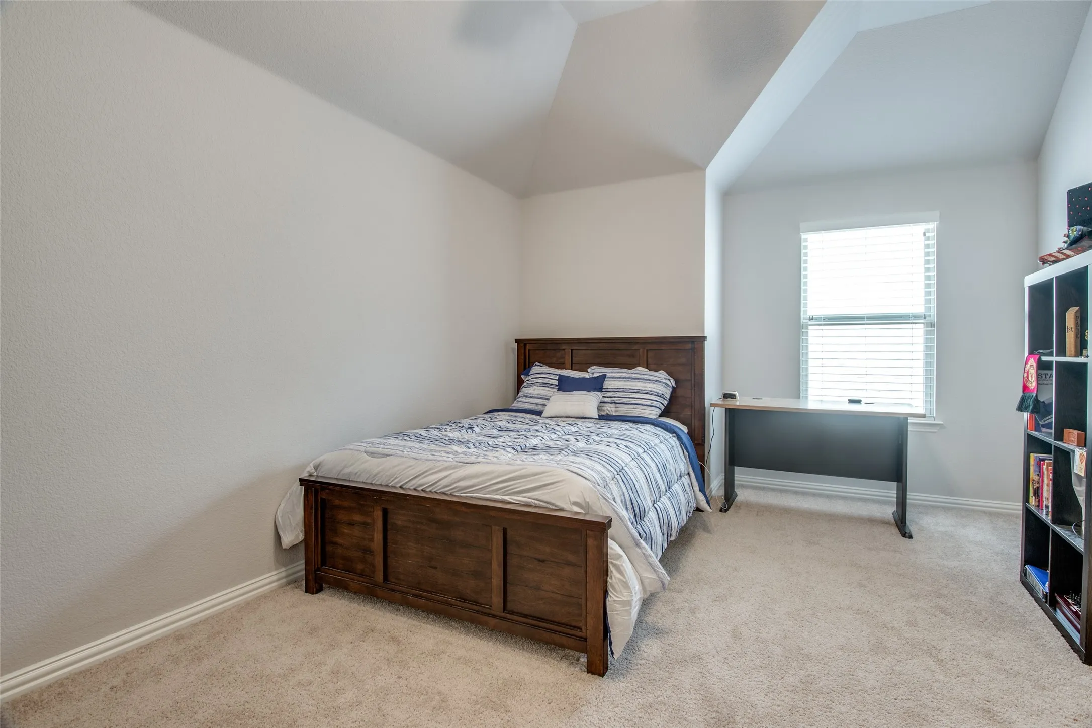 Single Family Residence For Sale in Collin County , 1209 Summer Lane, Mc Kinney, Texas 75071, 5 Bedroom, 4 Bathroom, 2 Garage spaces, 4,186 Sqft, built in 2017, mls#21347928, Real Estate Agent in Mc Kinney, Homes For Sale in Collin county, Homes For Sale in Mc Kinney, Realtor in Mc Kinney Texas, Real Estate Brokerage Independent Realty Texas, Luminita Cordes Realtor