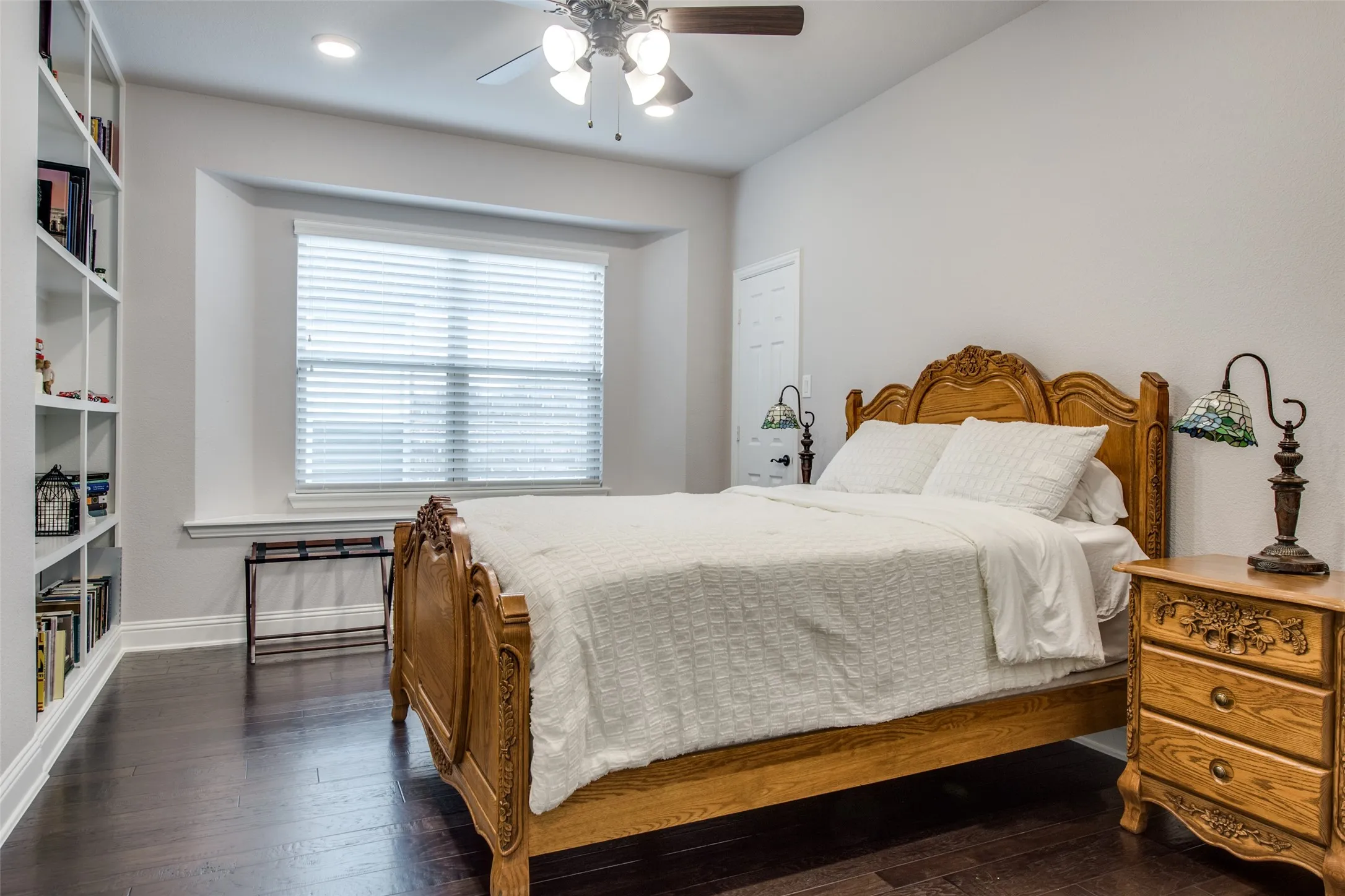 Single Family Residence For Sale in Collin County , 1209 Summer Lane, Mc Kinney, Texas 75071, 5 Bedroom, 4 Bathroom, 2 Garage spaces, 4,186 Sqft, built in 2017, mls#21347928, Real Estate Agent in Mc Kinney, Homes For Sale in Collin county, Homes For Sale in Mc Kinney, Realtor in Mc Kinney Texas, Real Estate Brokerage Independent Realty Texas, Luminita Cordes Realtor