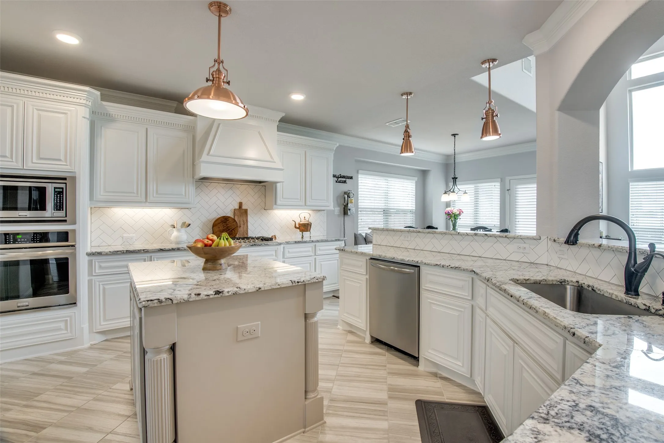 Single Family Residence For Sale in Collin County , 1209 Summer Lane, Mc Kinney, Texas 75071, 5 Bedroom, 4 Bathroom, 2 Garage spaces, 4,186 Sqft, built in 2017, mls#21347928, Real Estate Agent in Mc Kinney, Homes For Sale in Collin county, Homes For Sale in Mc Kinney, Realtor in Mc Kinney Texas, Real Estate Brokerage Independent Realty Texas, Luminita Cordes Realtor