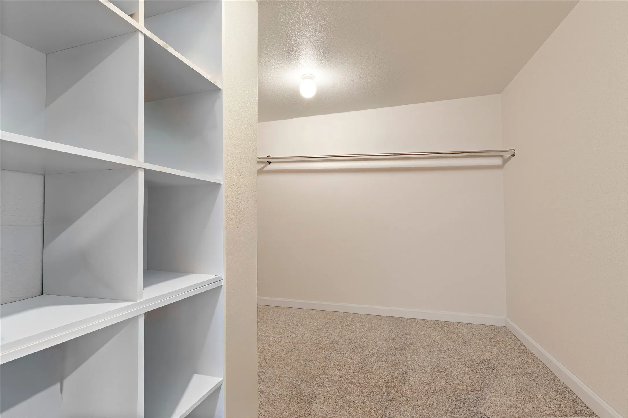 Single Family Residence For Rent in Rockwall County , 3319 Everly Drive, Fate, Texas 75189, 4 Bedroom, 2 Bathroom, 2 Garage spaces, 2,073 Sqft, built in 2019, mls#21345868, Real Estate Agent in Fate, Homes For Rent in Rockwall county, Homes For Rent in Fate, Realtor in Fate Texas, Real Estate Brokerage Independent Realty Texas, Luminita Cordes Realtor