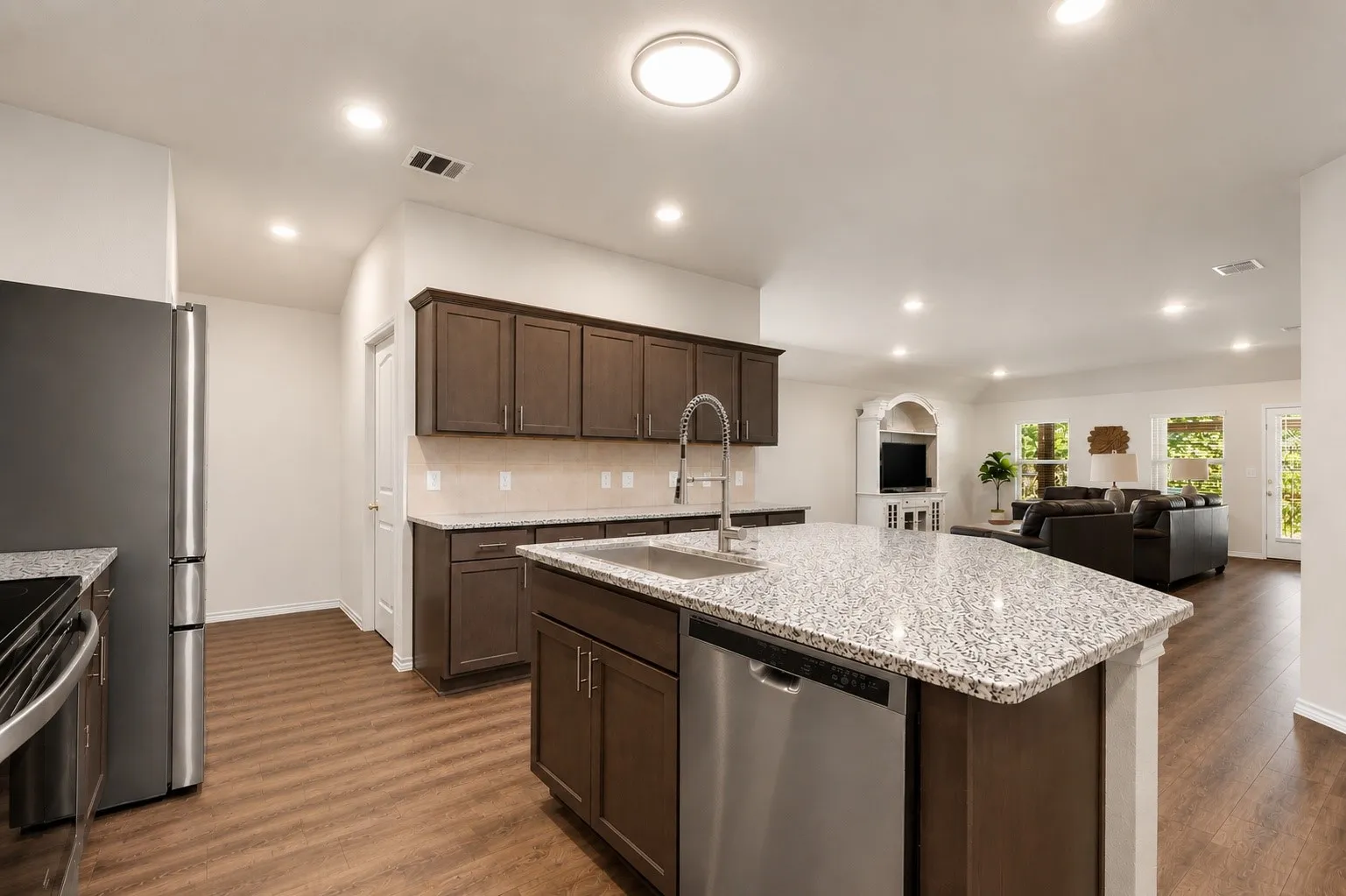 Single Family Residence For Rent in Rockwall County , 3319 Everly Drive, Fate, Texas 75189, 4 Bedroom, 2 Bathroom, 2 Garage spaces, 2,073 Sqft, built in 2019, mls#21345868, Real Estate Agent in Fate, Homes For Rent in Rockwall county, Homes For Rent in Fate, Realtor in Fate Texas, Real Estate Brokerage Independent Realty Texas, Luminita Cordes Realtor