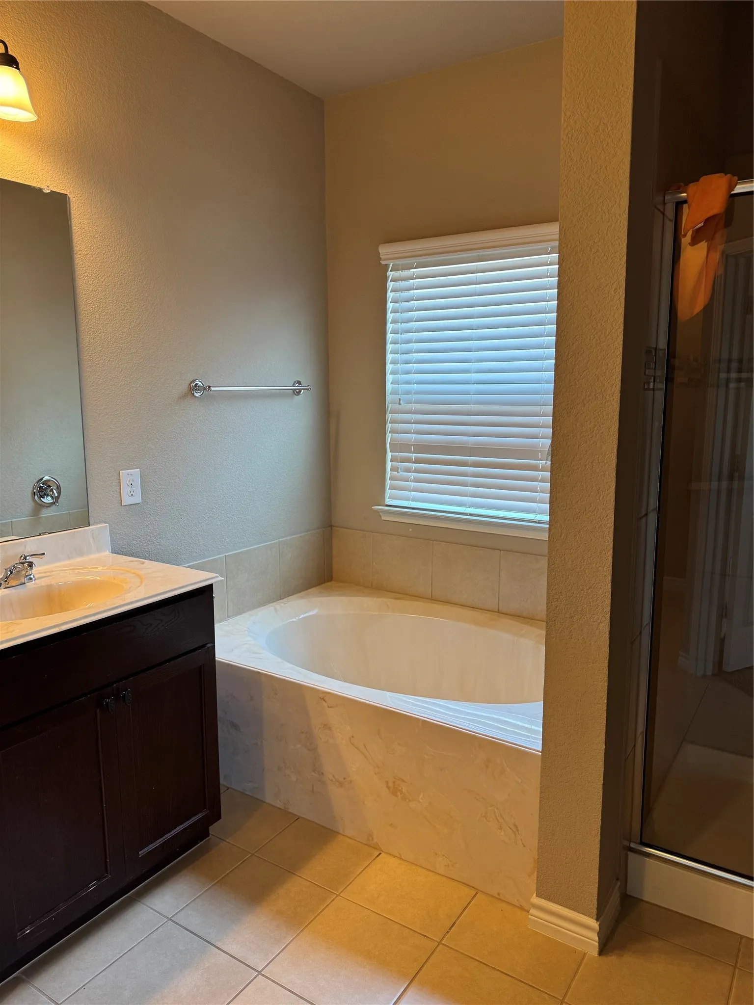 Single Family Residence For Rent in Denton County , 2116 Megan Creek Drive, Little Elm, Texas 75068, 3 Bedroom, 2 Bathroom, 2 Garage spaces, 2,574 Sqft, built in 2015, mls#21347934, Real Estate Agent in Little Elm, Homes For Rent in Denton county, Homes For Rent in Little Elm, Realtor in Little Elm Texas, Real Estate Brokerage Independent Realty Texas, Luminita Cordes Realtor