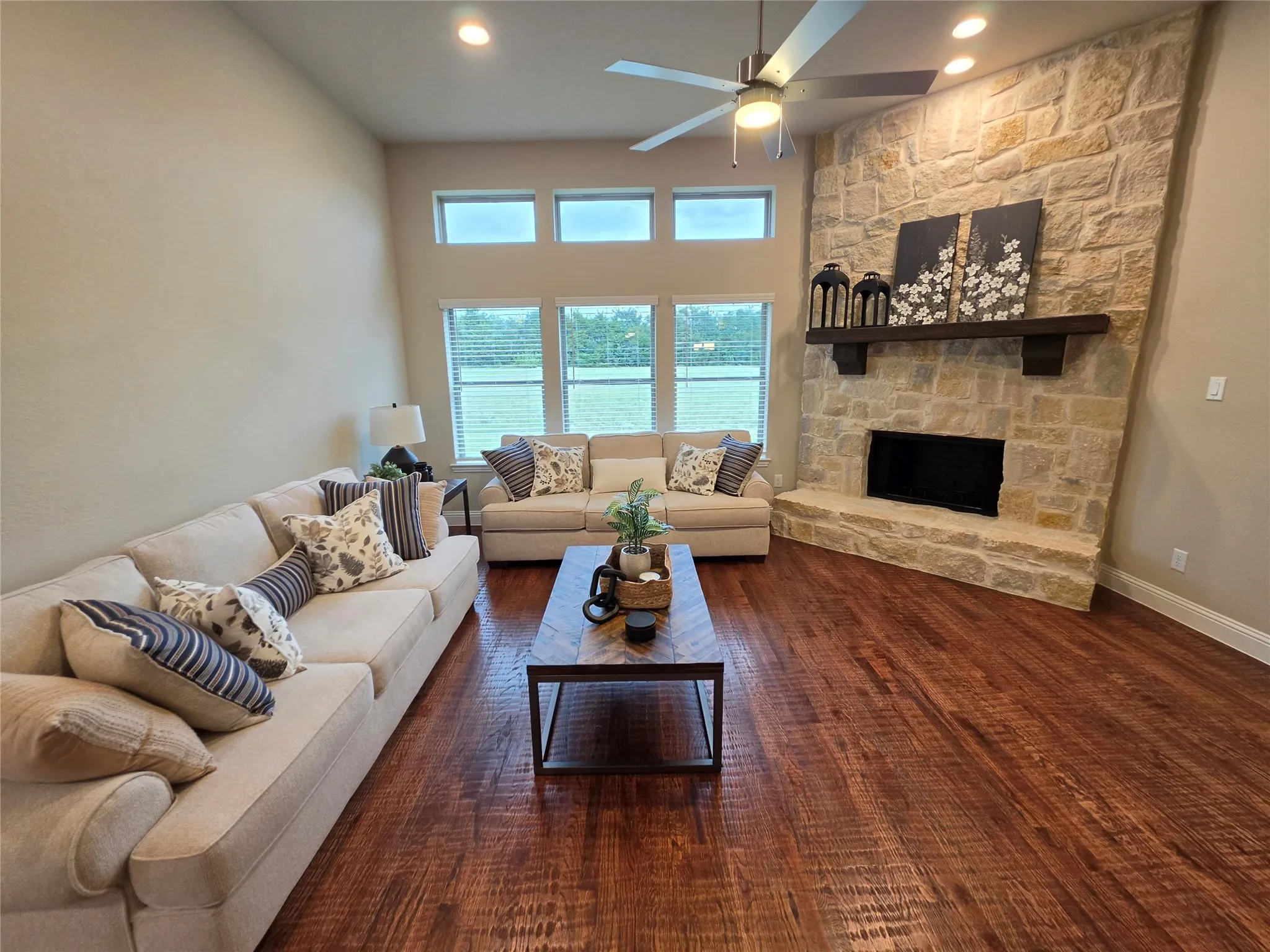 Single Family Residence For Sale in Fannin County , 232 Redwood Circle, Trenton, Texas 75490, 5 Bedrooms, 4 Bathrooms, 6 Garage spaces, 3,628 Sqft, built in 2023, Price $642,000, mls#21347940, Real Estate Agent in Trenton, Homes For Sale in Fannin county, Homes For Sale in Trenton, Realtor in Trenton Texas, Real Estate Brokerage Independent Realty Texas, Luminita Cordes Realtor