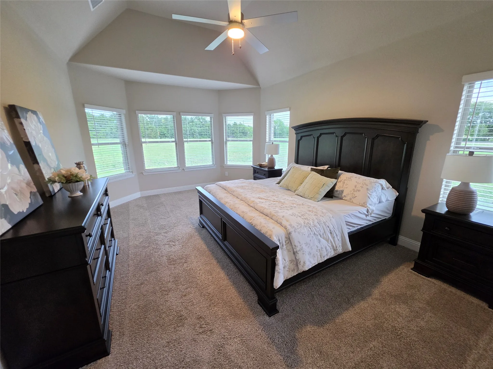 Single Family Residence For Sale in Fannin County , 232 Redwood Circle, Trenton, Texas 75490, 5 Bedrooms, 4 Bathrooms, 6 Garage spaces, 3,628 Sqft, built in 2023, Price $642,000, mls#21347940, Real Estate Agent in Trenton, Homes For Sale in Fannin county, Homes For Sale in Trenton, Realtor in Trenton Texas, Real Estate Brokerage Independent Realty Texas, Luminita Cordes Realtor