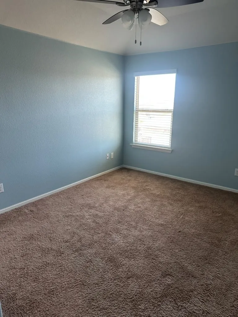 Single Family Residence For Rent in Tarrant County , 10129 Clemmons Road, Fort Worth, Texas 76108, 5 Bedroom, 4 Bathroom, 2 Garage spaces, 2,510 Sqft, built in 2018, mls#21347109, Real Estate Agent in Fort Worth, Homes For Rent in Tarrant county, Homes For Rent in Fort Worth, Realtor in Fort Worth Texas, Real Estate Brokerage Independent Realty Texas, Luminita Cordes Realtor