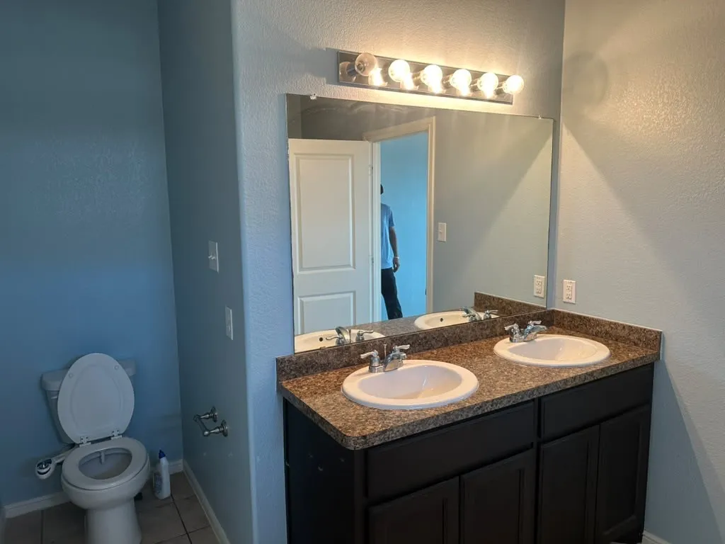 Single Family Residence For Rent in Tarrant County , 10129 Clemmons Road, Fort Worth, Texas 76108, 5 Bedroom, 4 Bathroom, 2 Garage spaces, 2,510 Sqft, built in 2018, mls#21347109, Real Estate Agent in Fort Worth, Homes For Rent in Tarrant county, Homes For Rent in Fort Worth, Realtor in Fort Worth Texas, Real Estate Brokerage Independent Realty Texas, Luminita Cordes Realtor