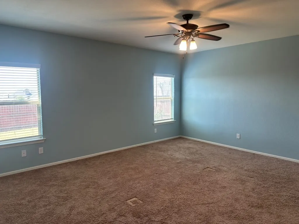 Single Family Residence For Rent in Tarrant County , 10129 Clemmons Road, Fort Worth, Texas 76108, 5 Bedroom, 4 Bathroom, 2 Garage spaces, 2,510 Sqft, built in 2018, mls#21347109, Real Estate Agent in Fort Worth, Homes For Rent in Tarrant county, Homes For Rent in Fort Worth, Realtor in Fort Worth Texas, Real Estate Brokerage Independent Realty Texas, Luminita Cordes Realtor