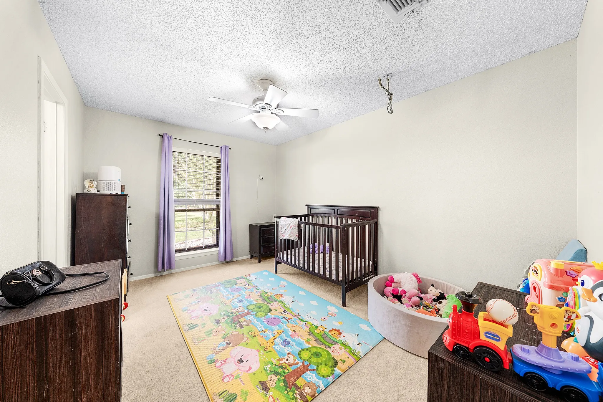 Single Family Residence For Sale in Hopkins County , 2767 County Road 1112, Brashear, Texas 75420, 3 Bedroom, 3 Bathroom, 2 Garage spaces, 1,961 Sqft, built in 1977, mls#21347897, Real Estate Agent in Brashear, Homes For Sale in Hopkins county, Homes For Sale in Brashear, Realtor in Brashear Texas, Real Estate Brokerage Independent Realty Texas, Luminita Cordes Realtor