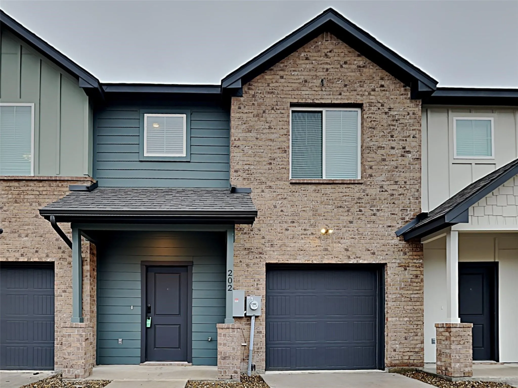 Triplex For Sale in Tarrant County , 201 Briarwood Lane, Forest Hill, Texas 76140, 3 Bedrooms, 3 Bathrooms, 2 Garage spaces, 0 Sqft, built in 2022, Price $725,000, mls#21347950, Real Estate Agent in Forest Hill, Homes For Sale in Tarrant county, Homes For Sale in Forest Hill, Realtor in Forest Hill Texas, Real Estate Brokerage Independent Realty Texas, Luminita Cordes Realtor