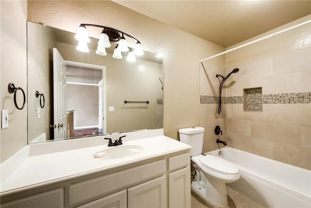 Single Family Residence For Rent in Collin County , 1504 Country Lane, Allen, Texas 75002, 4 Bedroom, 3 Bathroom, 2 Garage spaces, 2,650 Sqft, built in 1992, mls#21347956, Real Estate Agent in Allen, Homes For Rent in Collin county, Homes For Rent in Allen, Realtor in Allen Texas, Real Estate Brokerage Independent Realty Texas, Luminita Cordes Realtor