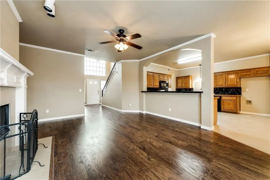 Single Family Residence For Rent in Collin County , 1504 Country Lane, Allen, Texas 75002, 4 Bedroom, 3 Bathroom, 2 Garage spaces, 2,650 Sqft, built in 1992, mls#21347956, Real Estate Agent in Allen, Homes For Rent in Collin county, Homes For Rent in Allen, Realtor in Allen Texas, Real Estate Brokerage Independent Realty Texas, Luminita Cordes Realtor