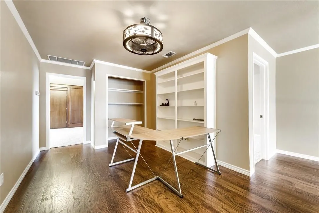 Single Family Residence For Rent in Collin County , 1504 Country Lane, Allen, Texas 75002, 4 Bedroom, 3 Bathroom, 2 Garage spaces, 2,650 Sqft, built in 1992, mls#21347956, Real Estate Agent in Allen, Homes For Rent in Collin county, Homes For Rent in Allen, Realtor in Allen Texas, Real Estate Brokerage Independent Realty Texas, Luminita Cordes Realtor