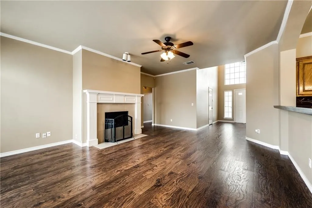 Single Family Residence For Rent in Collin County , 1504 Country Lane, Allen, Texas 75002, 4 Bedroom, 3 Bathroom, 2 Garage spaces, 2,650 Sqft, built in 1992, mls#21347956, Real Estate Agent in Allen, Homes For Rent in Collin county, Homes For Rent in Allen, Realtor in Allen Texas, Real Estate Brokerage Independent Realty Texas, Luminita Cordes Realtor
